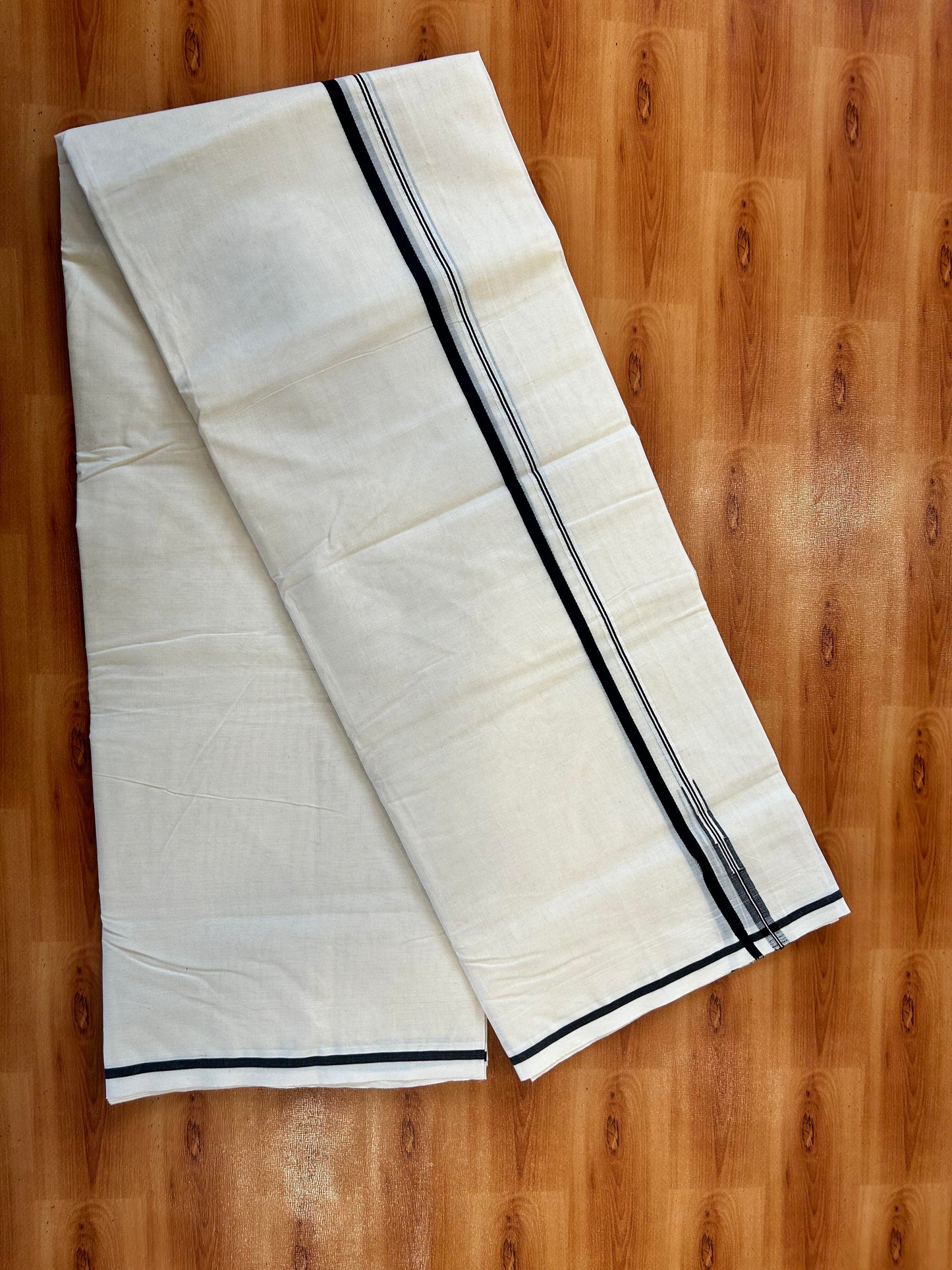 Double Off white Mundu/Dhoti - 20% Discount! KaithariKada - 100% Cotton 100x100 - 1 cm Puliyilakkara Black Chutty Kara 4 mtr (8.5 muzham) - 17 KK5450 ASH