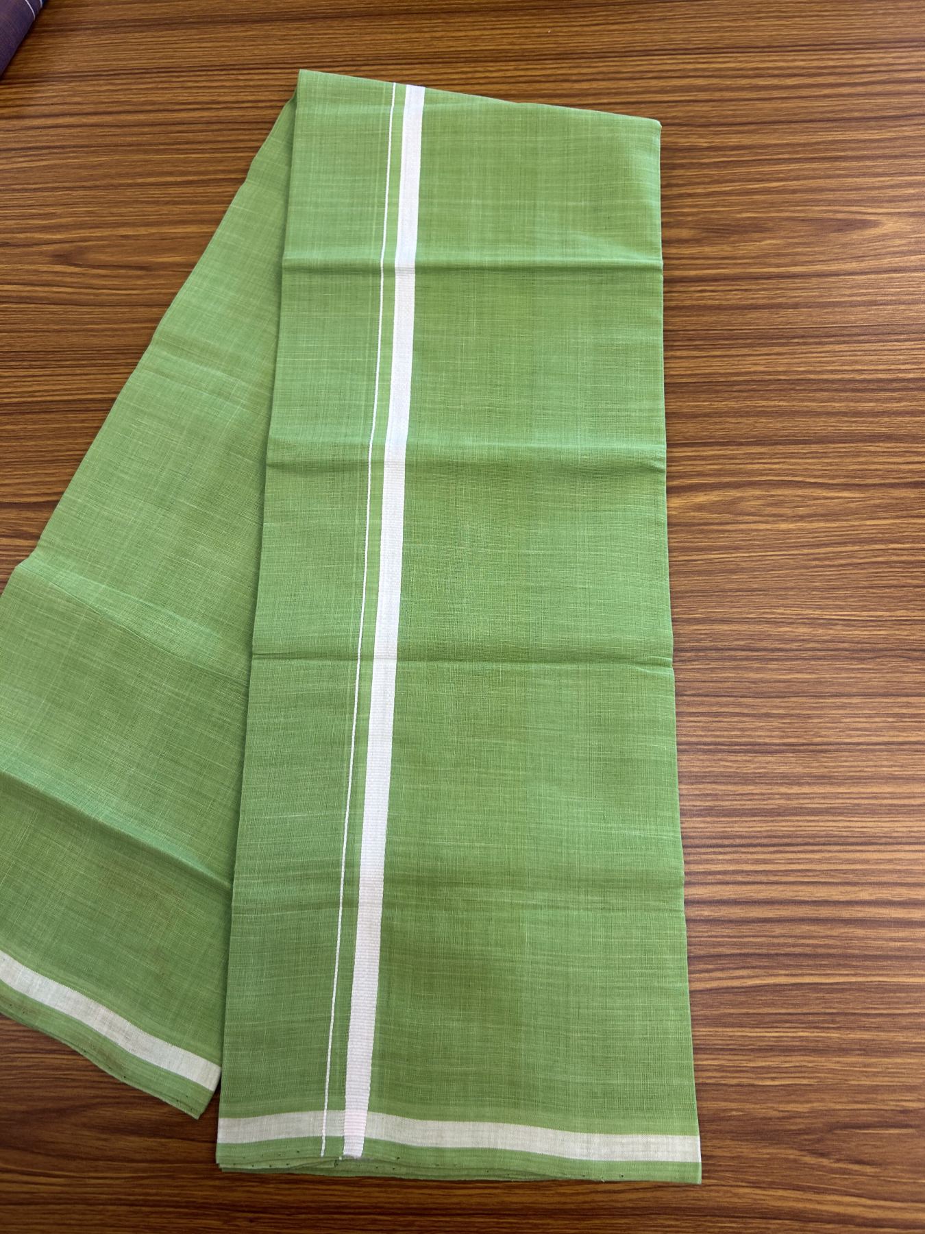 Kerala Handloom Single Hallmarked - 10% Discount !! KaithariKada 100% Pure Cotton - Mundu/Dhoti Parrot Green Body - 0.5 inch White Kara - (2 meter / 4 muzham) - 30 KK8048 ELA