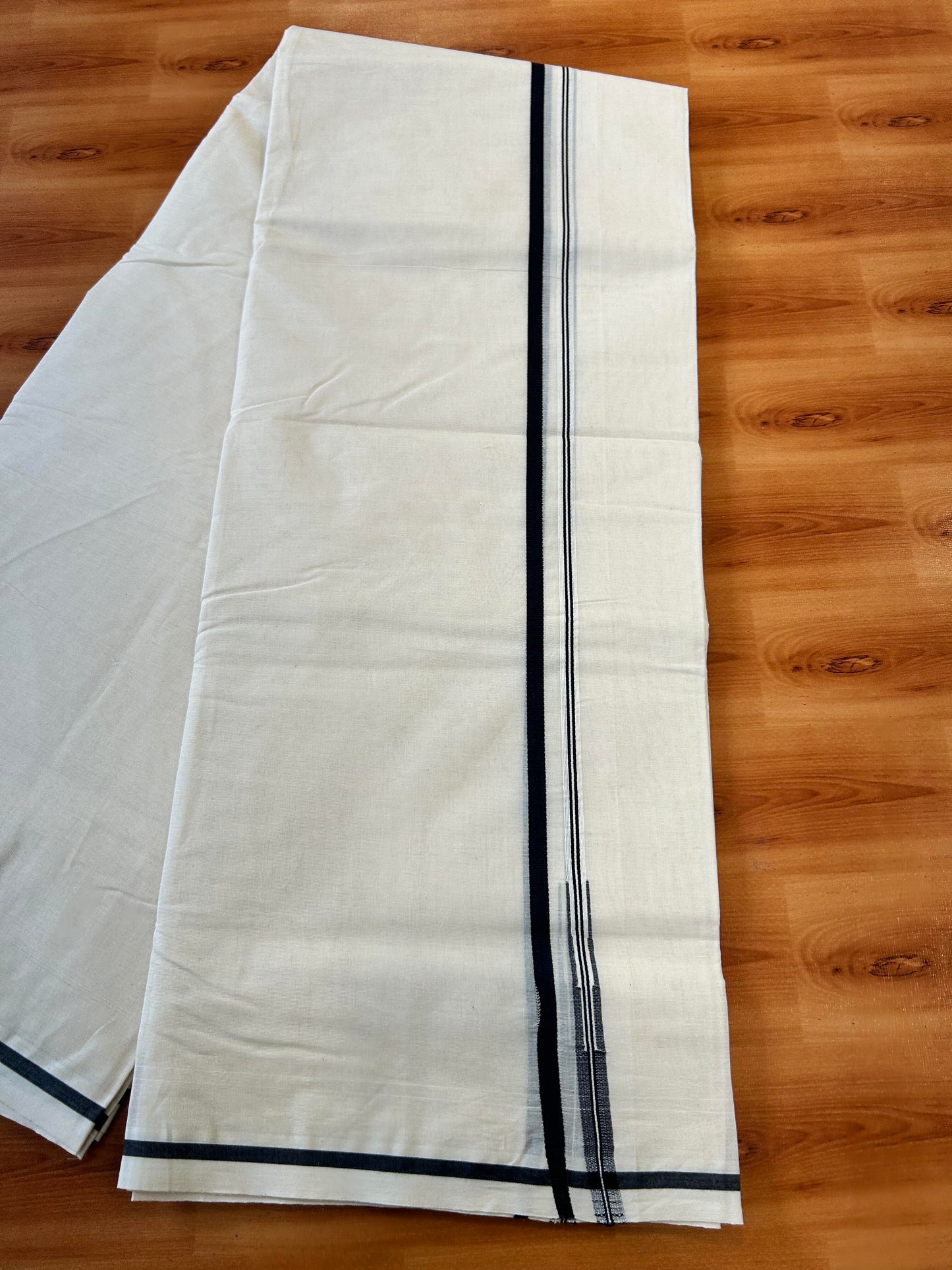 Double Off white Mundu/Dhoti - 20% Discount! KaithariKada - 100% Cotton 100x100 - 1 cm Puliyilakkara Black Chutty Kara 4 mtr (8.5 muzham) - 17 KK5450 ASH
