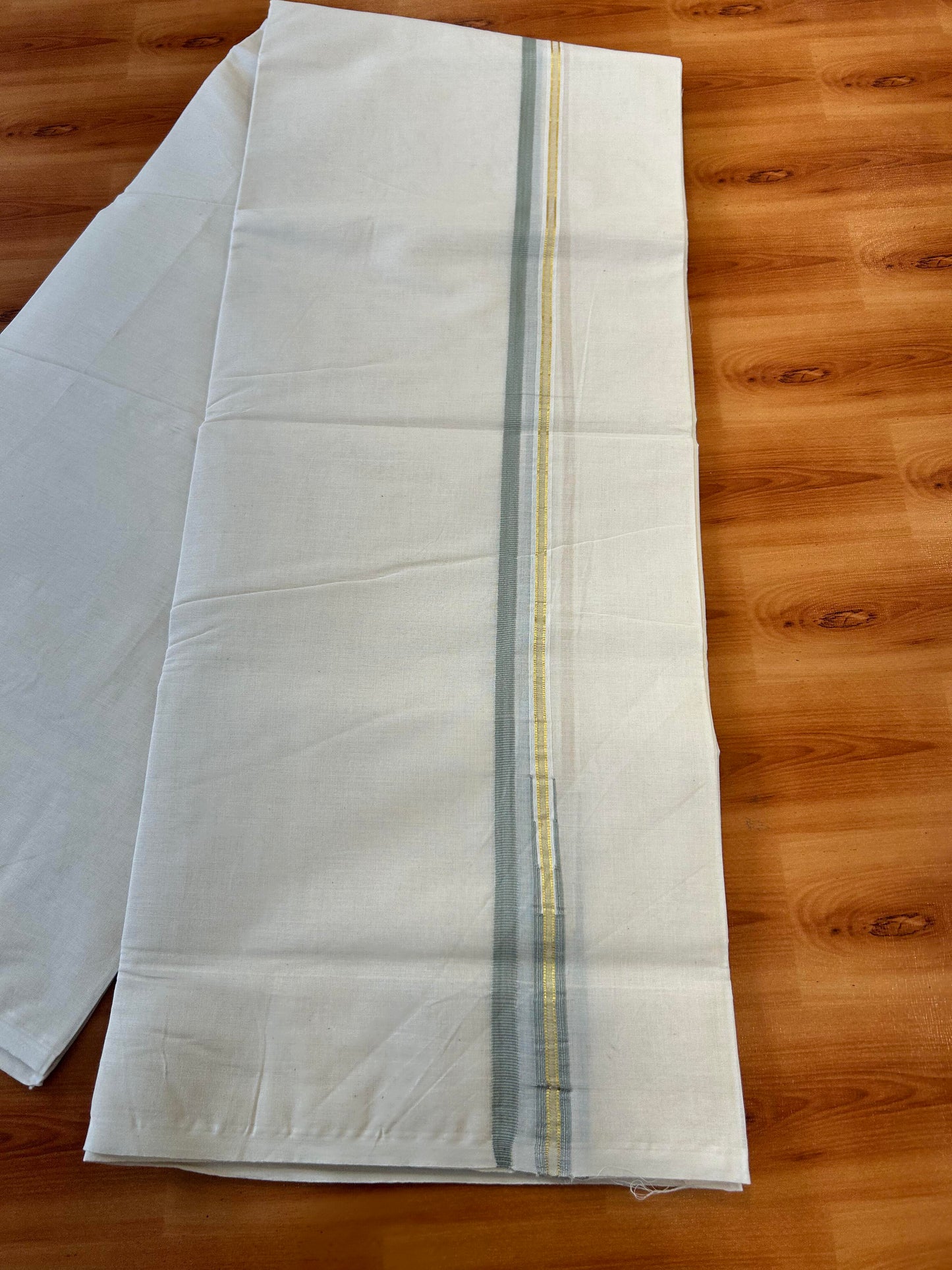 Double Off white Mundu/Dhoti - 20% Discount! KaithariKada 100% Cotton - 100x100 - 1 cm Puliyilakkara Gold Kasav & Pista Green Chutty Kara 4 mtr (8.5 muzham) - 5 KK5450 ASH