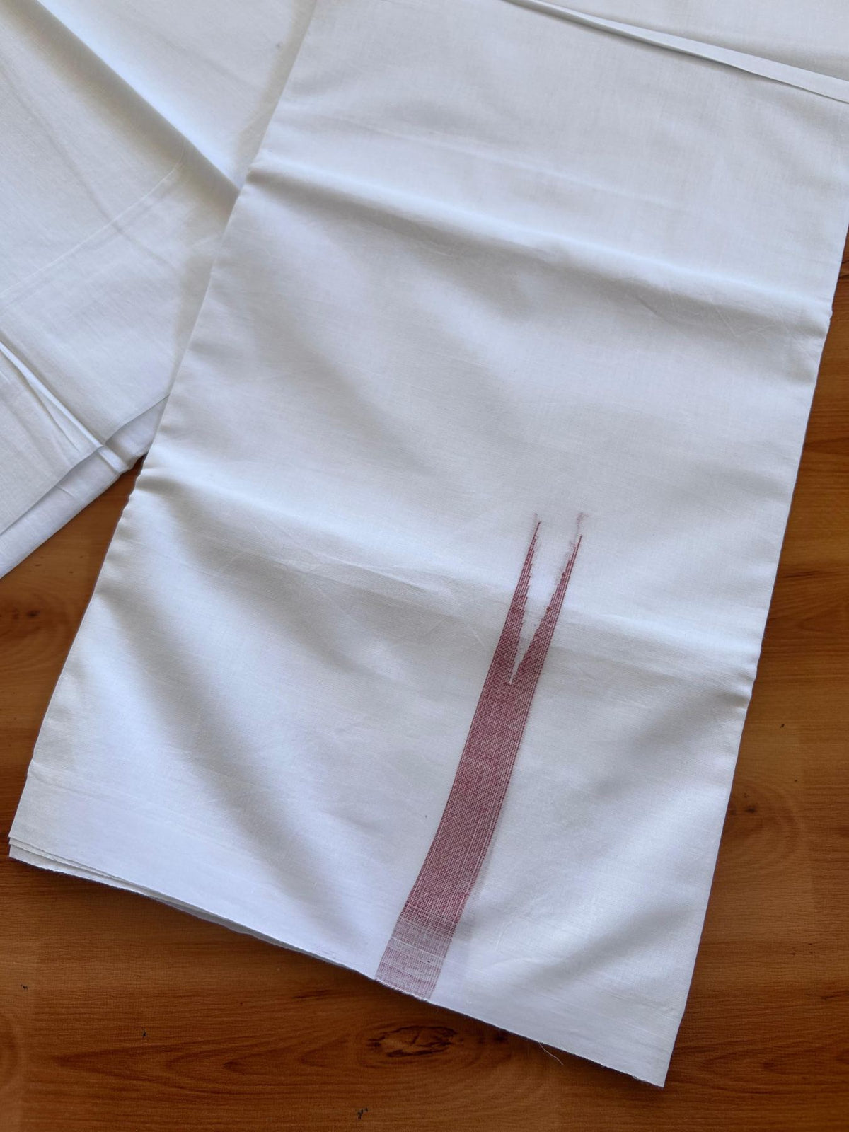 Double Pure White Mundu/Dhoti - 20% Discount !! KaithariKada Balaramapuram 100% Cotton - 100x80 - 0.75 inch Red Striped Chutty Kara 3.90 mtr (8 muzham) - 13 KK5515 CKS