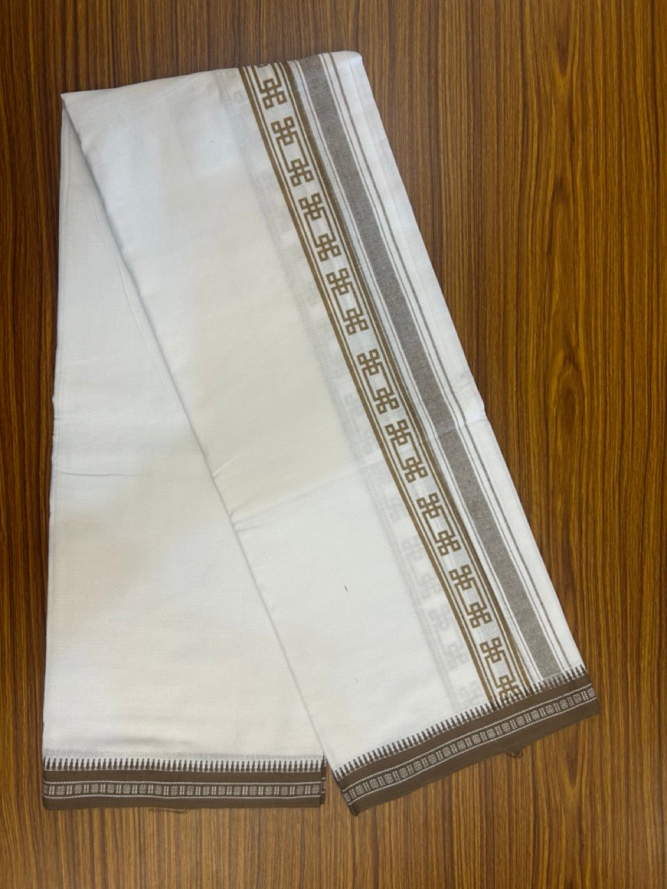 18% Discount!!! Kaitharikada Pure Cotton - Single Kaily / Lungi -2.75 inch  Brown Striped Kuppadam kara with White colour body (2 meter / 4 muzham) - 31KK8019AS