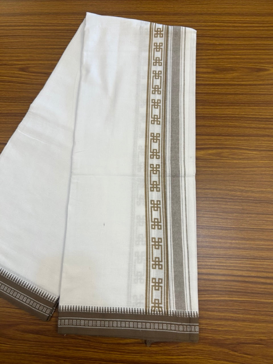 18% Discount!!! Kaitharikada Pure Cotton - Single Kaily / Lungi -2.75 inch  Brown Striped Kuppadam kara with White colour body (2 meter / 4 muzham) - 31KK8019AS