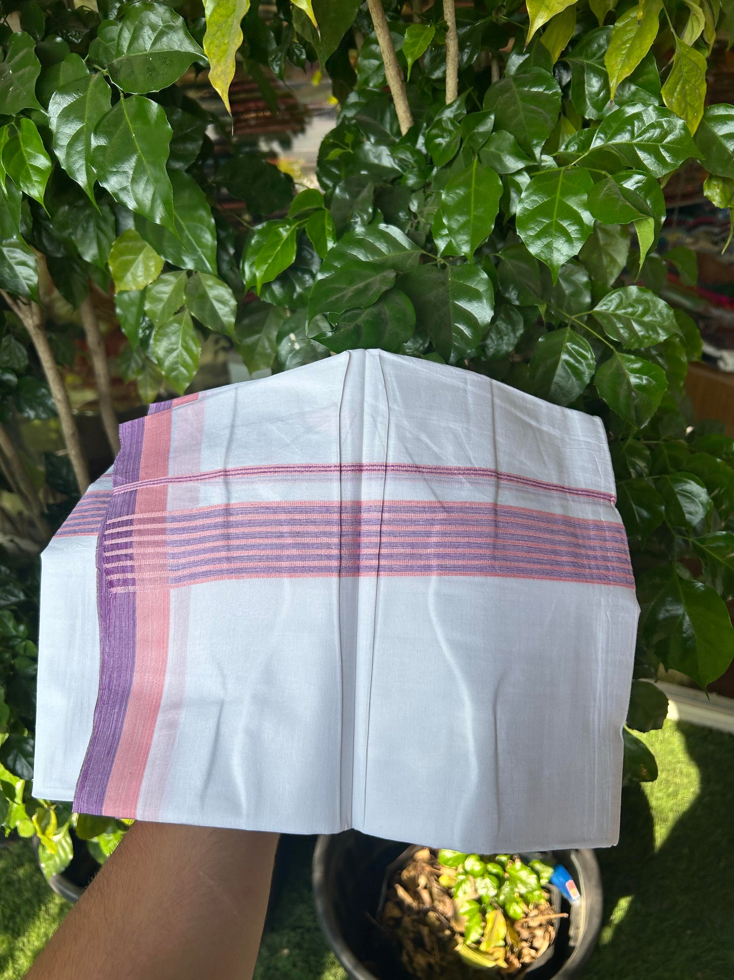 20% Discount ! KaithariKada Balaramapuram Double Pure White Mundu/Dhoti - 100x80 - 1.5 inch Peach Pink & Purple Shaded Striped kara - 3.90 Mtr (8 Muzham) - 32 KK5361 PMC