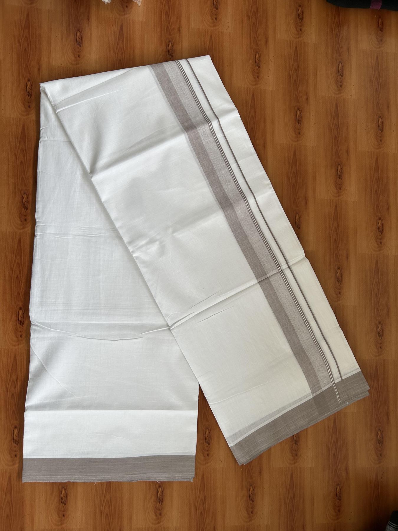 Double Pure white Mundu / Dhothi - 20% Discount ! KaithariKada Balaramapuram - 100% Pure Cotton 100x80 - 1.5 inch Greyish Brown Shaded Striped Kara 4.5 Meters (10 Muzham) - 29 KK5391 THI