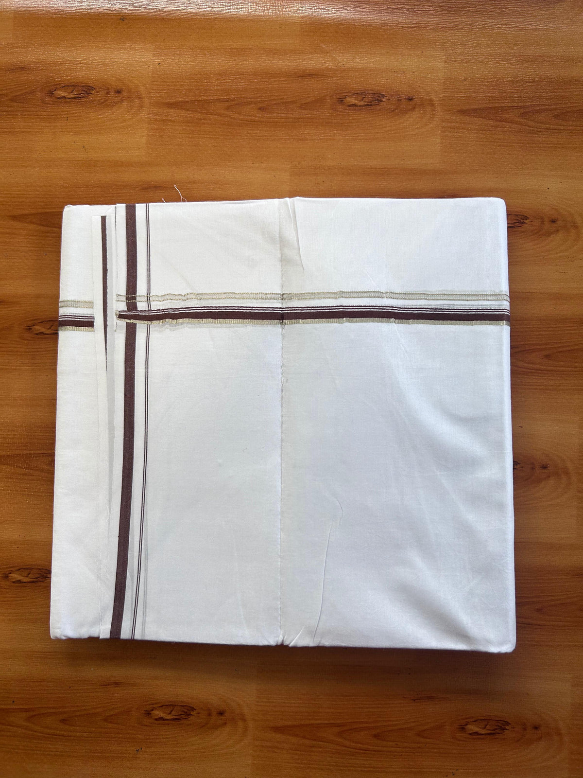 Pure white Double Mundu/Dhoti - 20% Discount! KaithariKada 100% Cotton - 100X80 - 0.5 cm Silver Kasav & Brown Kara - 3.90 mtr (8.5 muzham) - 4 KK5518 VAS