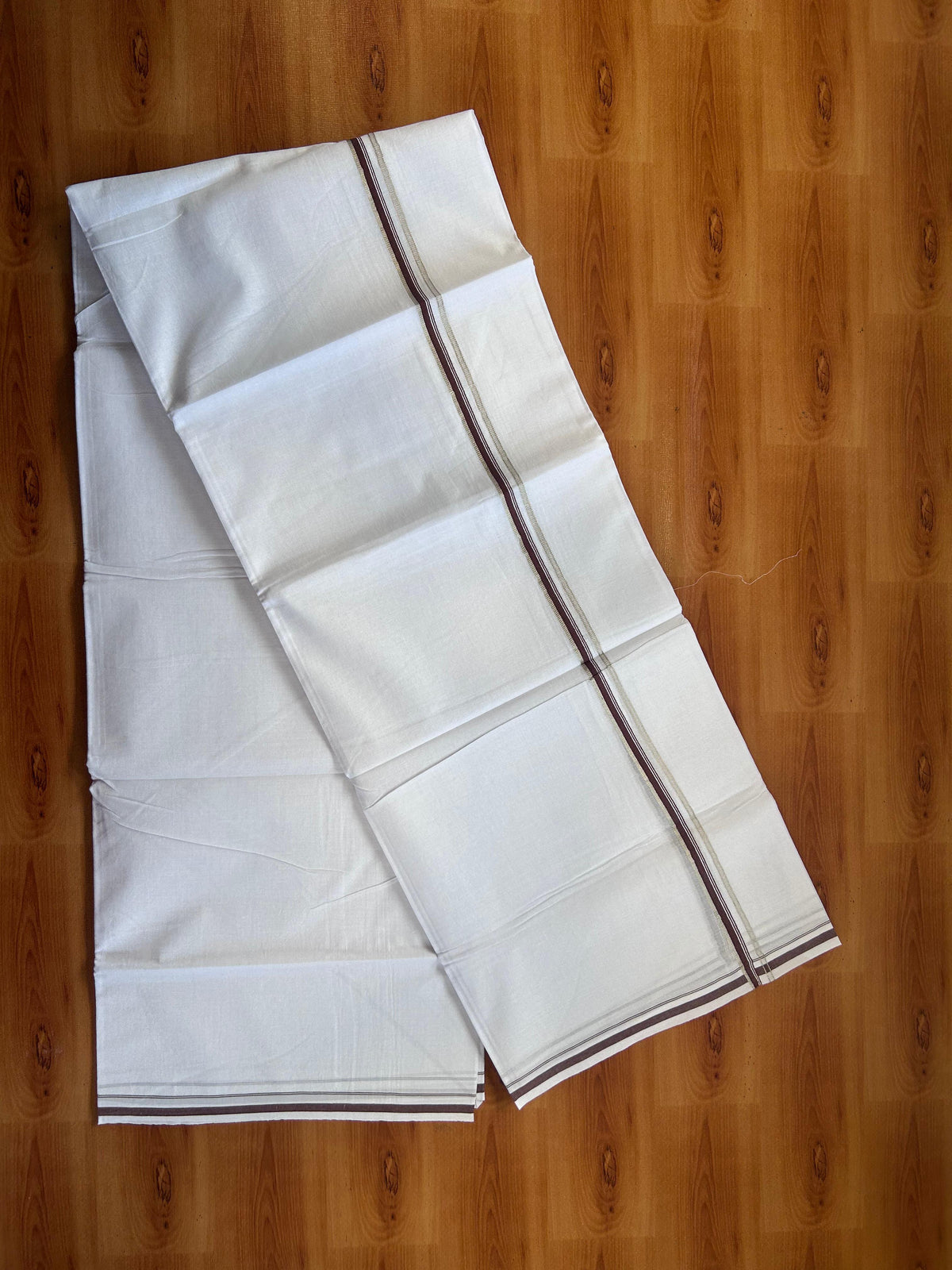 Pure white Double Mundu/Dhoti - 20% Discount! KaithariKada 100% Cotton - 100X80 - 0.5 cm Silver Kasav & Brown Kara - 3.90 mtr (8.5 muzham) - 4 KK5518 VAS