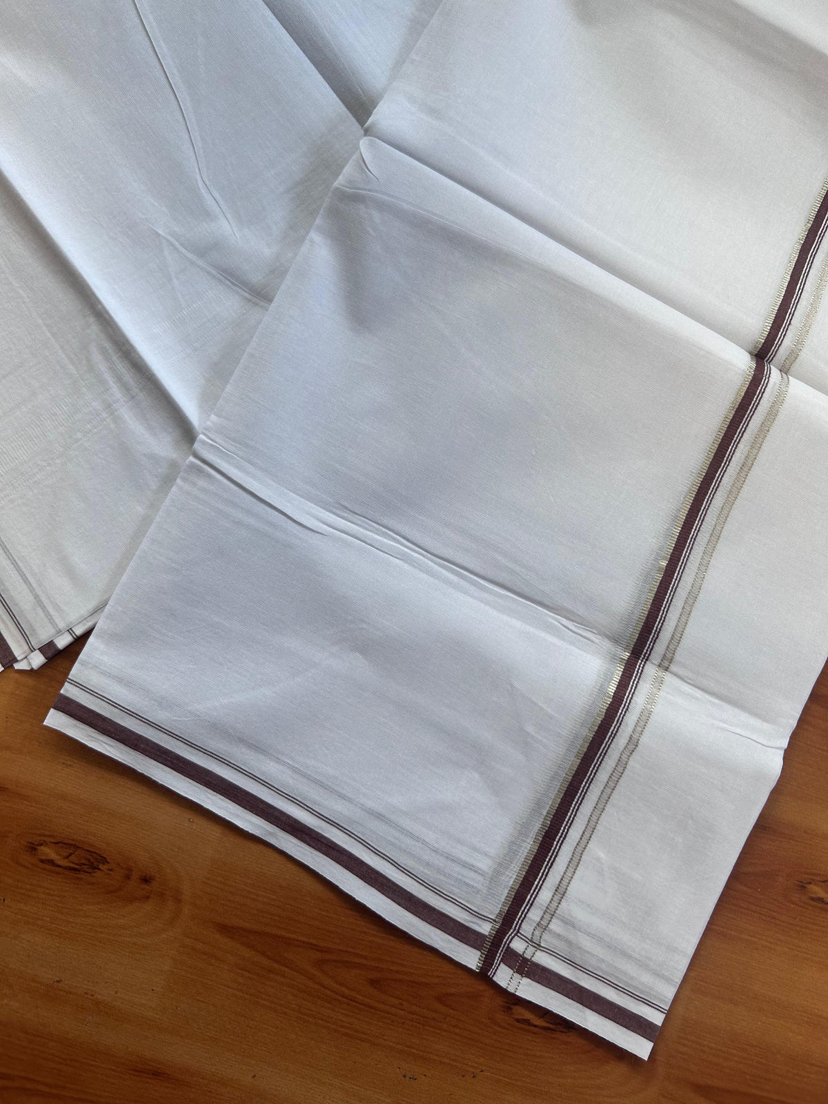 Pure white Double Mundu/Dhoti - 20% Discount! KaithariKada 100% Cotton - 100X80 - 0.5 cm Silver Kasav & Brown Kara - 3.90 mtr (8.5 muzham) - 4 KK5518 VAS