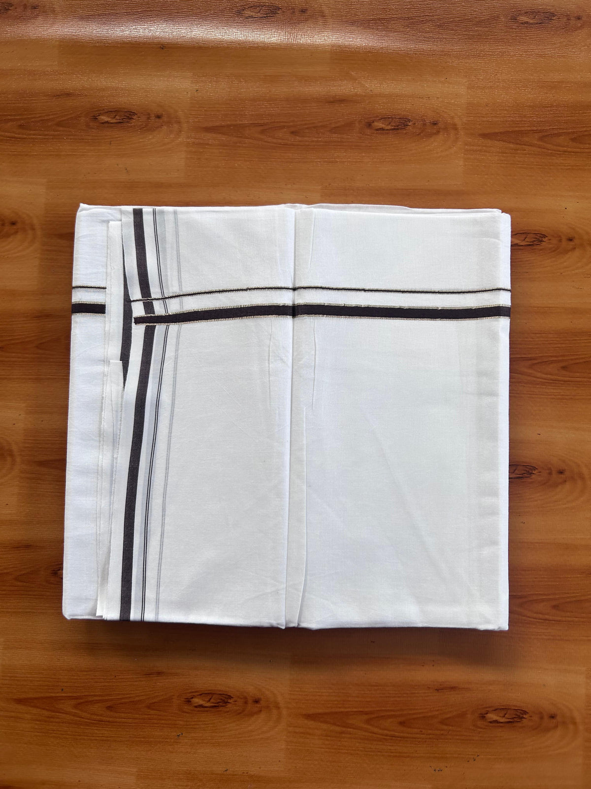 Pure white Double Mundu/Dhoti - 20% Discount! KaithariKada 100% Cotton - 100X80 - 0.5 cm Silver Kasav & Dark Brown Kara - 3.90 mtr (8.5 muzham) - 10 KK5518 VAS