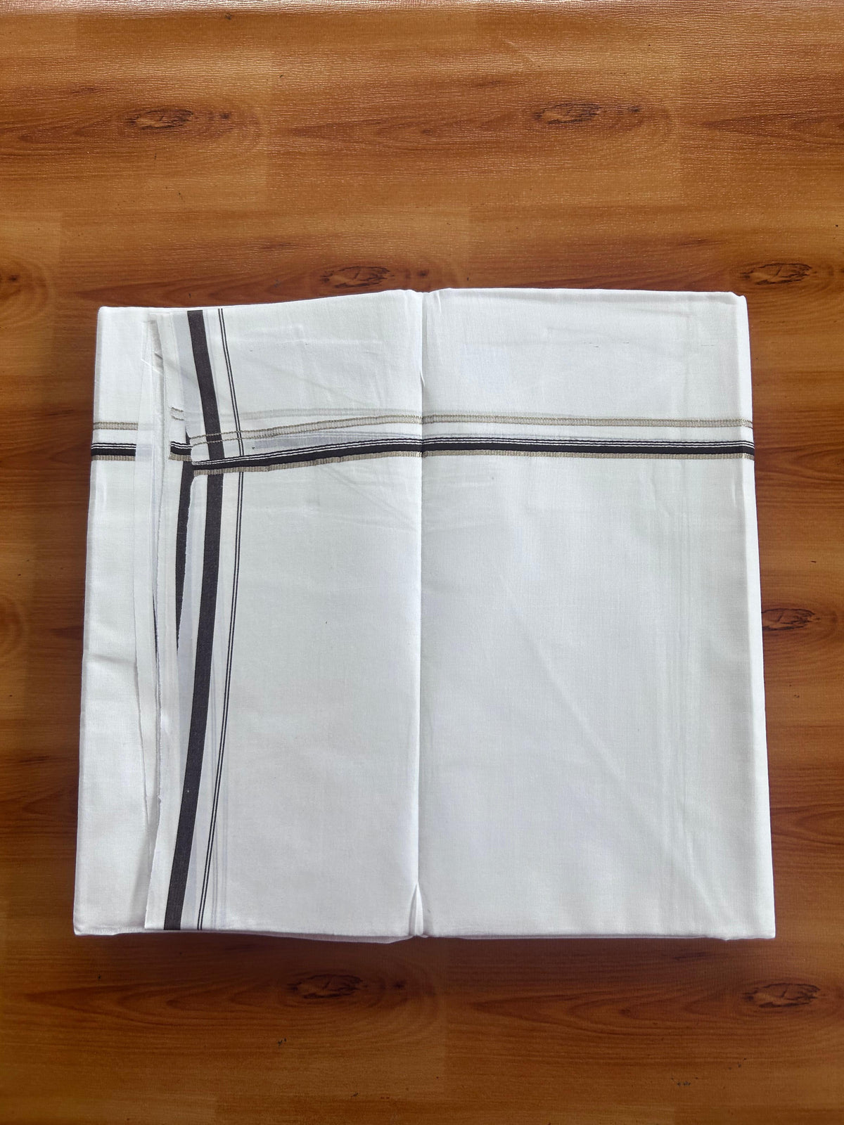 Pure white Double Mundu/Dhoti - 20% Discount! KaithariKada 100% Cotton - 100X80 - 0.5 cm Silver Kasav & Dark Brown Kara - 3.90 mtr (8.5 muzham) - 5 KK5518 VAS