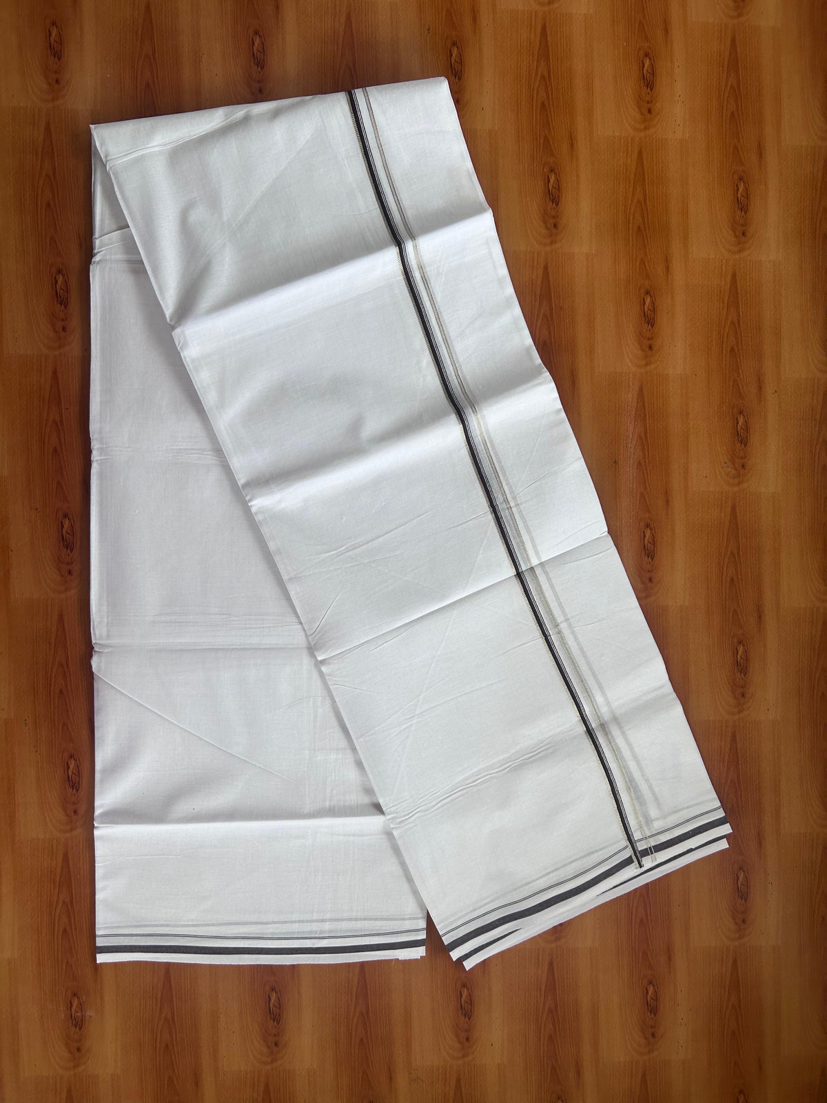 Pure white Double Mundu/Dhoti - 20% Discount! KaithariKada 100% Cotton - 100X80 - 0.5 cm Silver Kasav & Dark Brown Kara - 3.90 mtr (8.5 muzham) - 5 KK5518 VAS