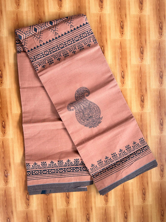 Single Kaily / Lungi - Pure Cotton - (40s) -  Black kara Black Printed design with Kavi colour body (2 meter / 4 muzham) - 6 KK8071 GAN