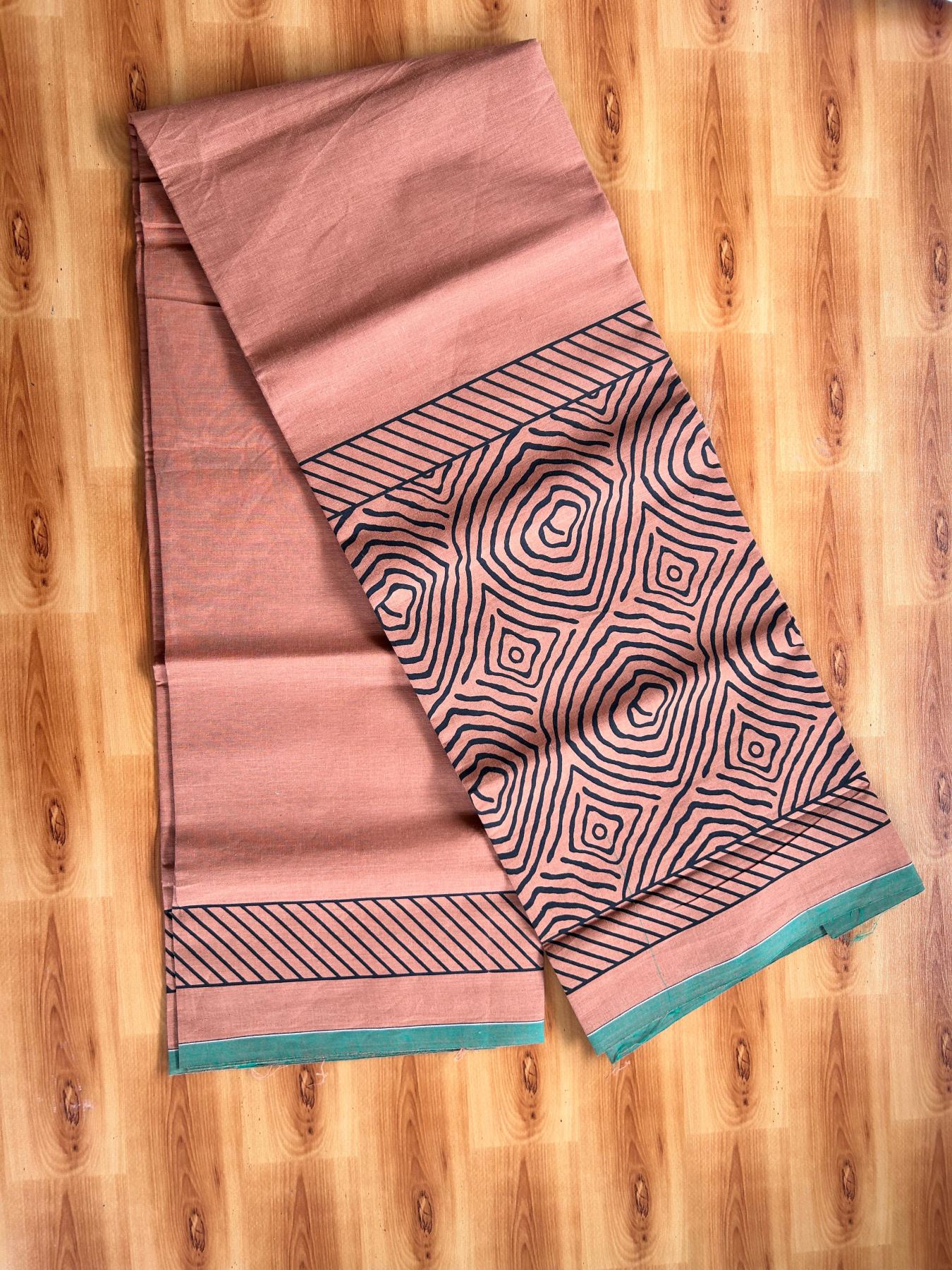 Single Kaily / Lungi - Pure Cotton - (40s) -  Green kara Black Printed design with Kavi colour body (2 meter / 4 muzham) - 7 KK8071 GAN