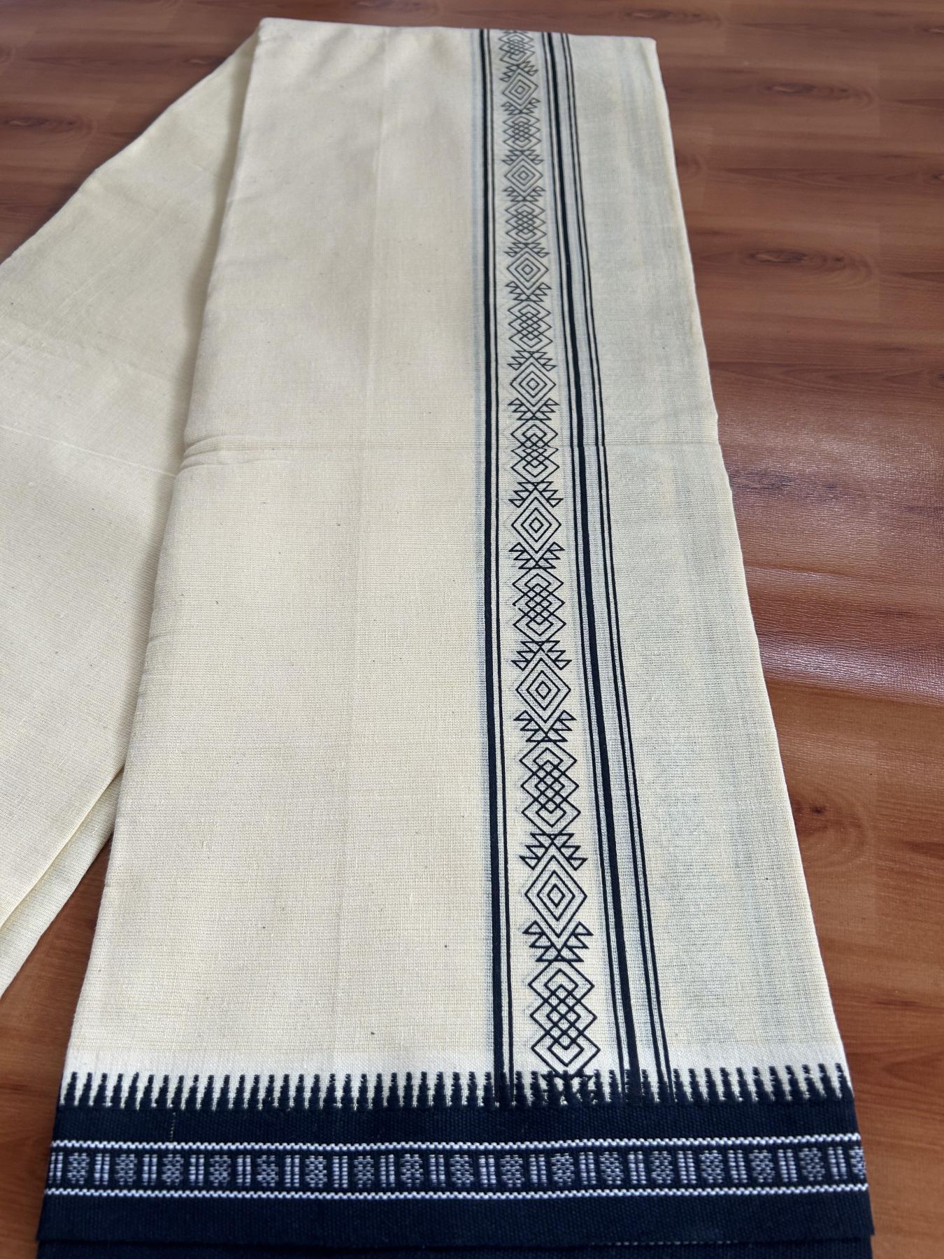 Kaitharikada - Single Kaily / Lungi -Mixed Cotton - 40s twisted - 2 inch Navy Blue Design Printed Kuppadam Kara With Light Yellow Colour Body (2 meter / 4 muzham) - 7 KK8056 AST