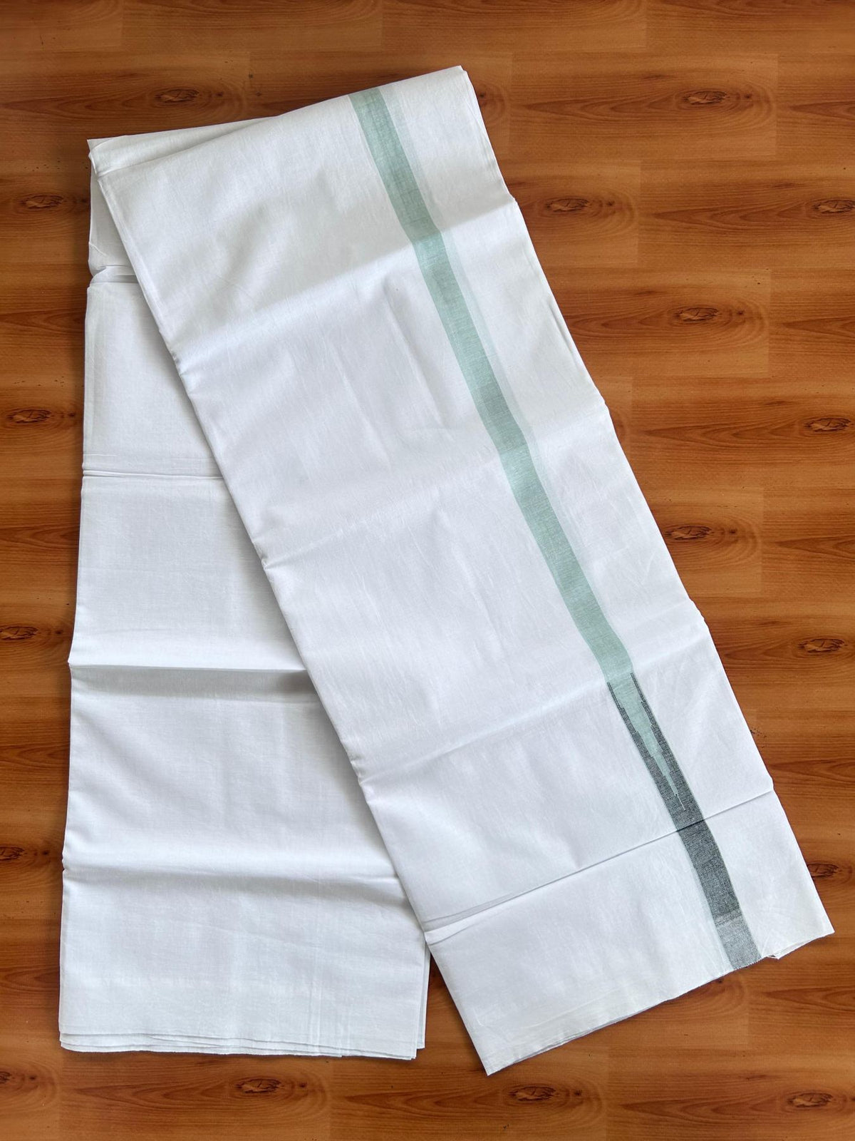 Double Pure White Mundu/Dhoti - 20% Discount !! KaithariKada Balaramapuram 100% Cotton - 100x80 - 0.75 inch Light Mint Green & Black Chutty Kara 3.90 mtr (8 muzham) - 15 KK5518 VAS