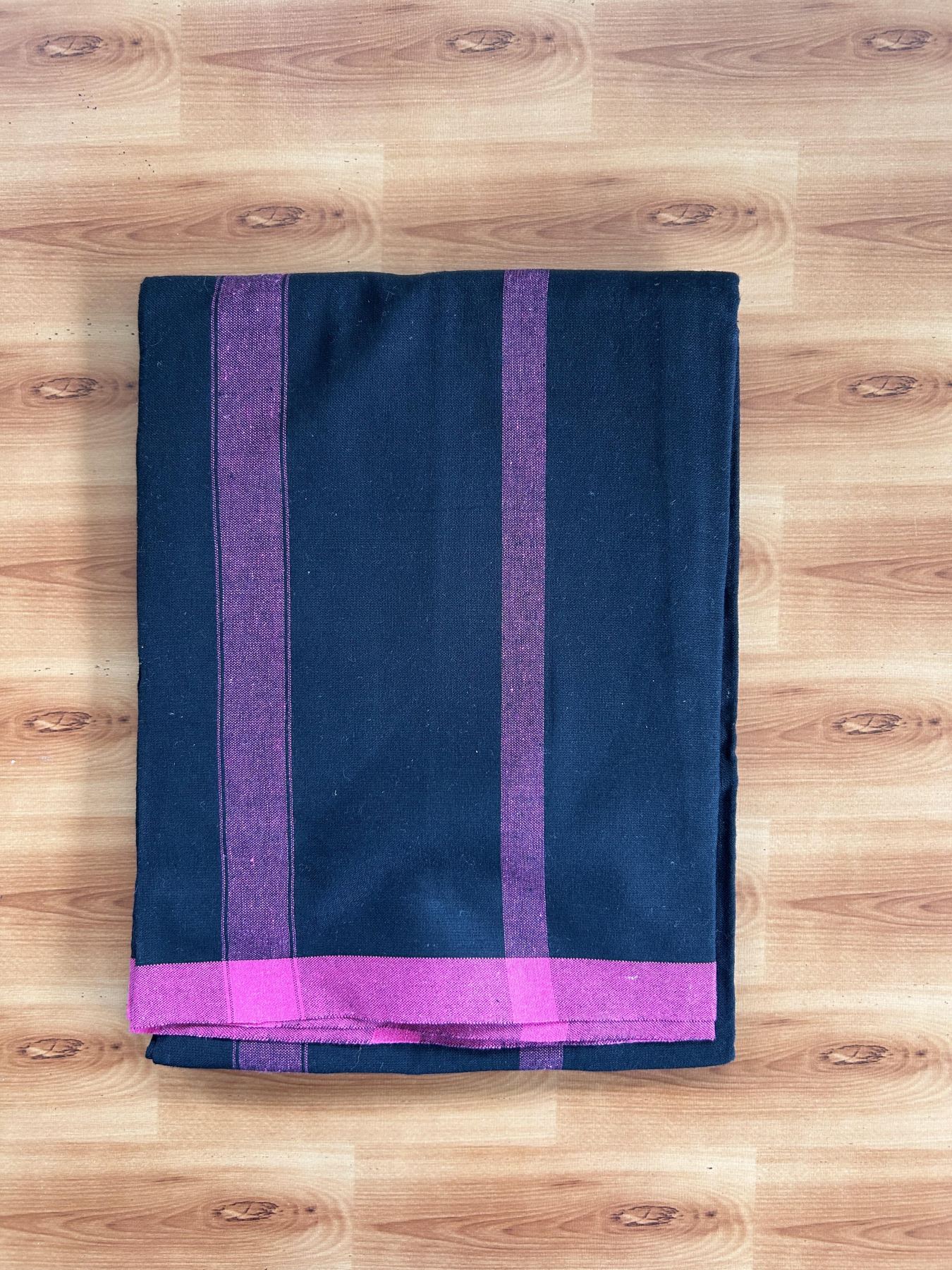 Kaitharikada - Single Kaily / Lungi - Mixed Cotton - 40s twisted - 1 inch  Dark Pink kara with Black & Dark Pink Striped colour body (2 meter / 4 muzham) - 10 KK8055 SAT