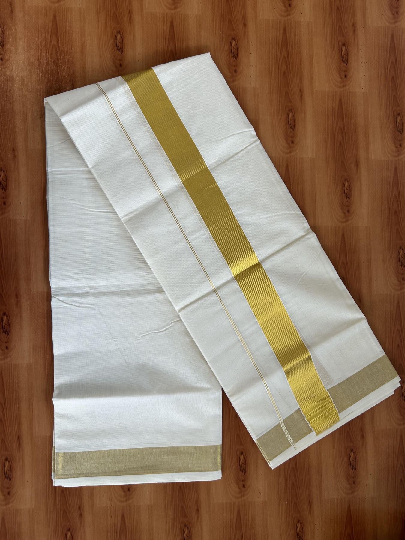 Neriyath Off White  (Unbleached) - 20% Discount!! KaithariKada Balaramapuram - 100% Pure Cotton - 70s - 1.5 Inch Gold Kasavu Kara - 3 KK5399 VIN