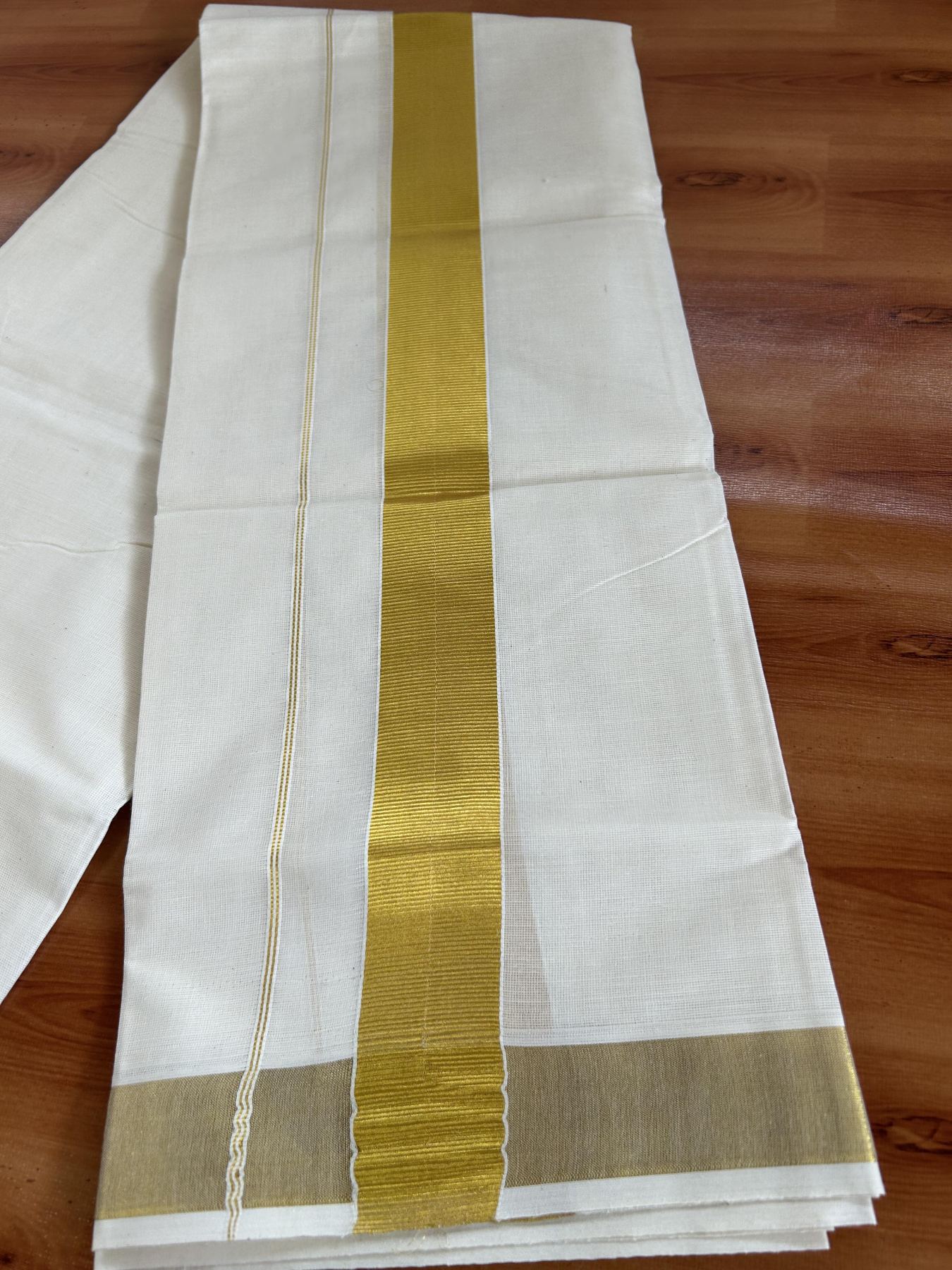 Neriyath Off White  (Unbleached) - 20% Discount!! KaithariKada Balaramapuram - 100% Pure Cotton - 70s - 1.5 Inch Gold Kasavu Kara - 3 KK5399 VIN