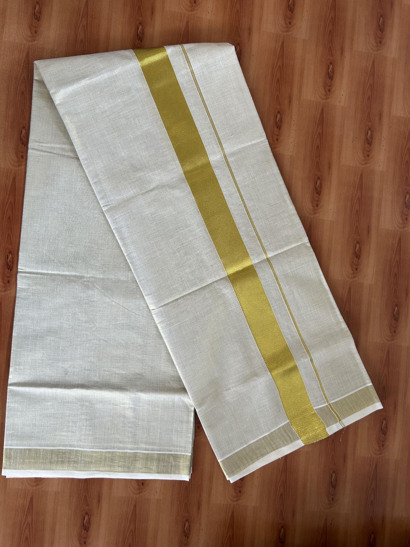 Neriyath Off White  (Unbleached) - 20% Discount!! KaithariKada Balaramapuram - 100% Pure Cotton - 70s - 1.5 Inch Gold Kasav Tissue Kara - 2.30 mtr - 10 KK5399 VIN