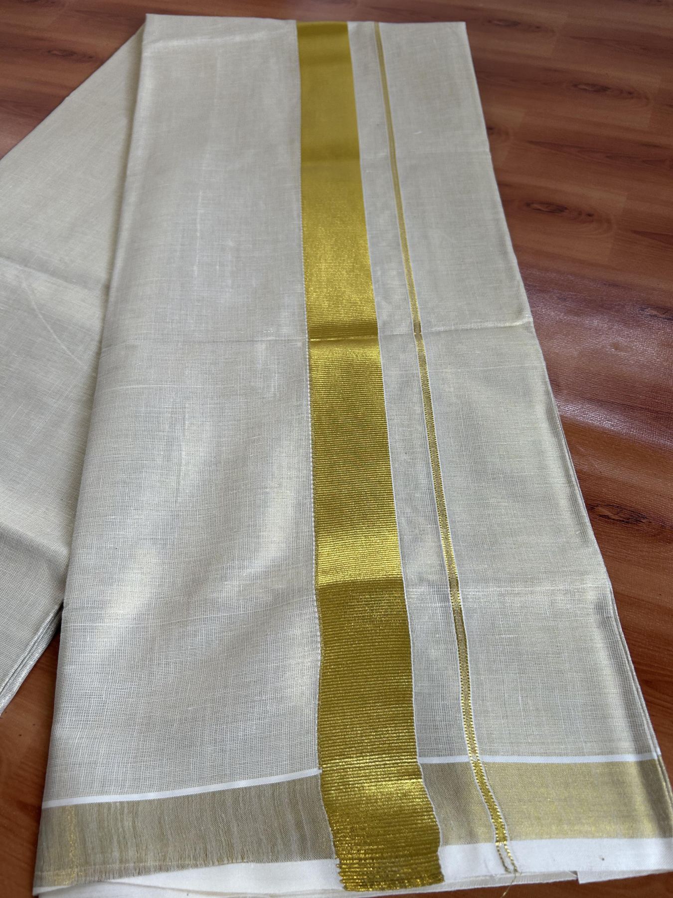 Neriyath Off White  (Unbleached) - 20% Discount!! KaithariKada Balaramapuram - 100% Pure Cotton - 70s - 1.5 Inch Gold Kasav Tissue Kara - 2.30 mtr - 10 KK5399 VIN