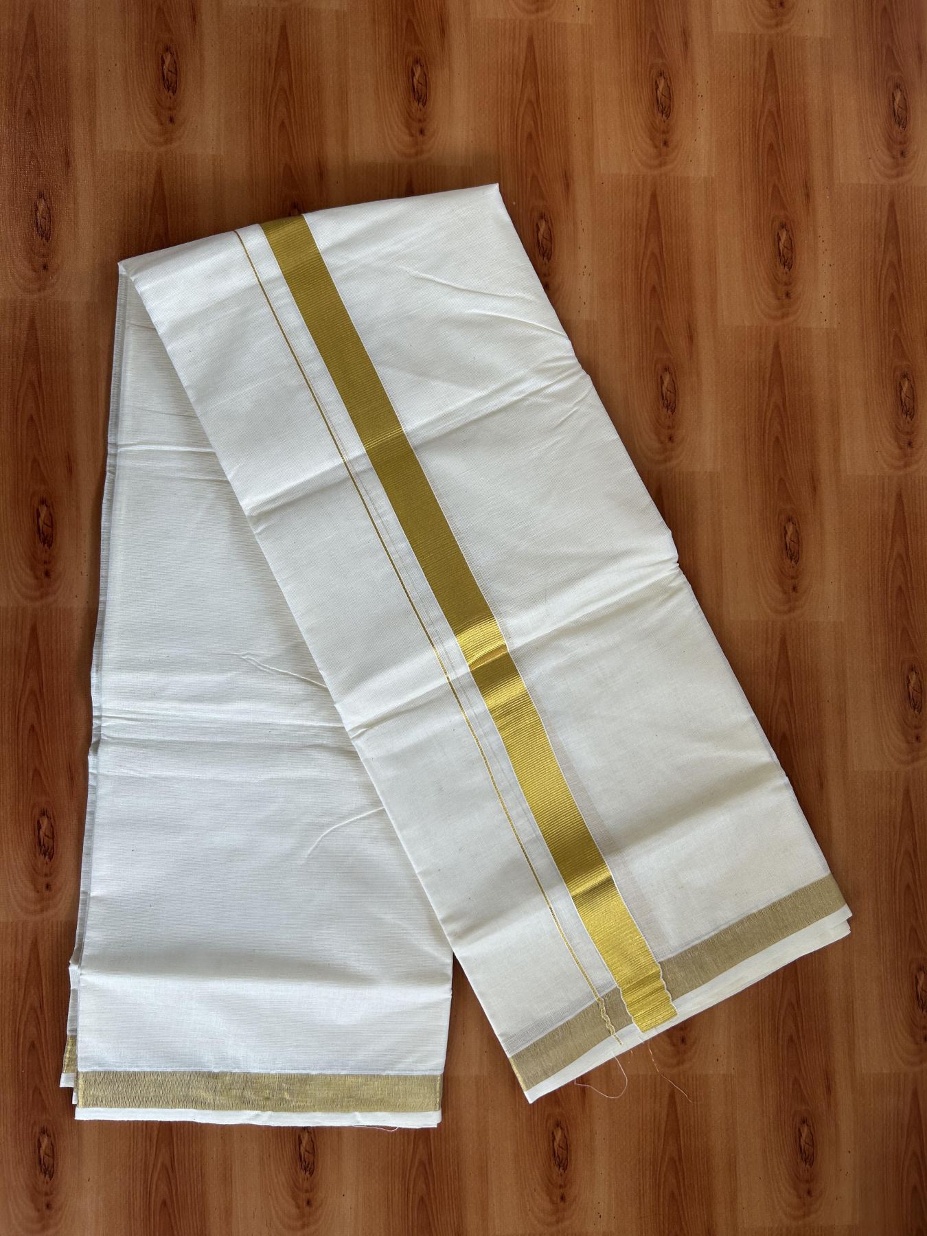 Neriyath Off White  (Unbleached) - 20% Discount!! KaithariKada Balaramapuram - 100% Pure Cotton - 70s - 1 Inch Gold Kasavu Kara - 4 KK5399 VIN