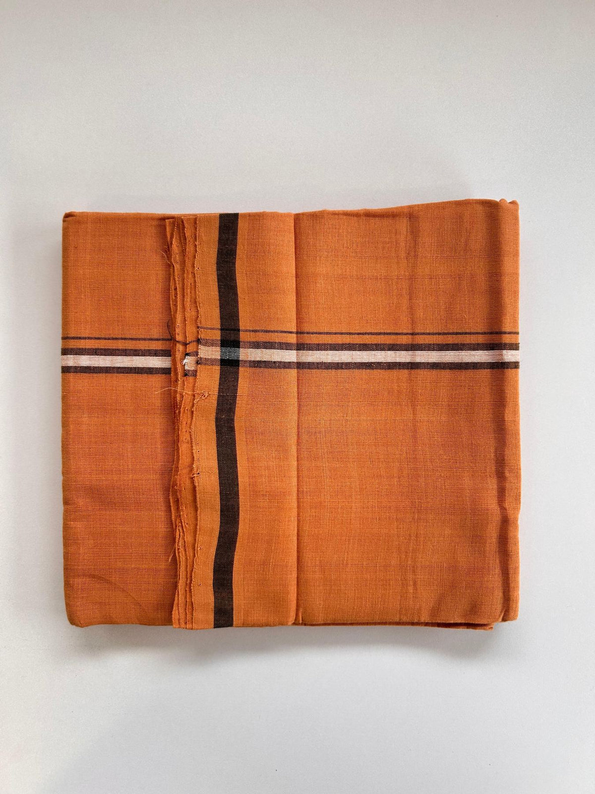Kerala Handloom Single Kaily/Lungi - KaithariKada 100% Pure Cotton - 40s - 1.5 cm White & Black Shaded Kara With Kavi Colour Body - (2 meter / 4 muzham) - 36 KK8081 ELA