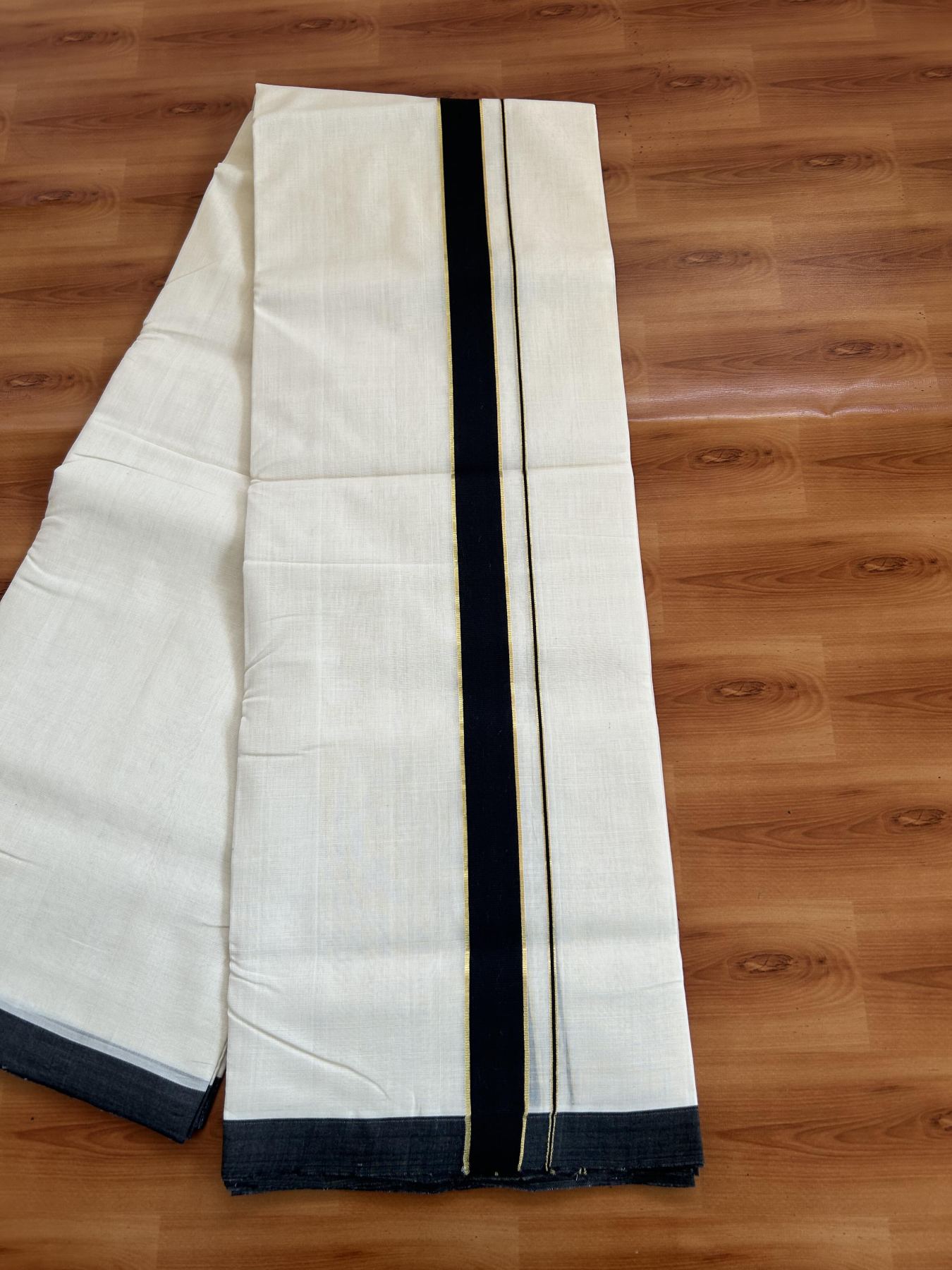 25% Discount ! KaithariKada Handloom Unakkupaav - Kerala Handloom - 100% Pure Cotton Off White (Unbleached) Double Mundu/Dhoti - 100x80 - 1.25 inch Gold Kasav & Black Kara 3.80 mtr (8 Muzham) - 62 KK5380 SOM