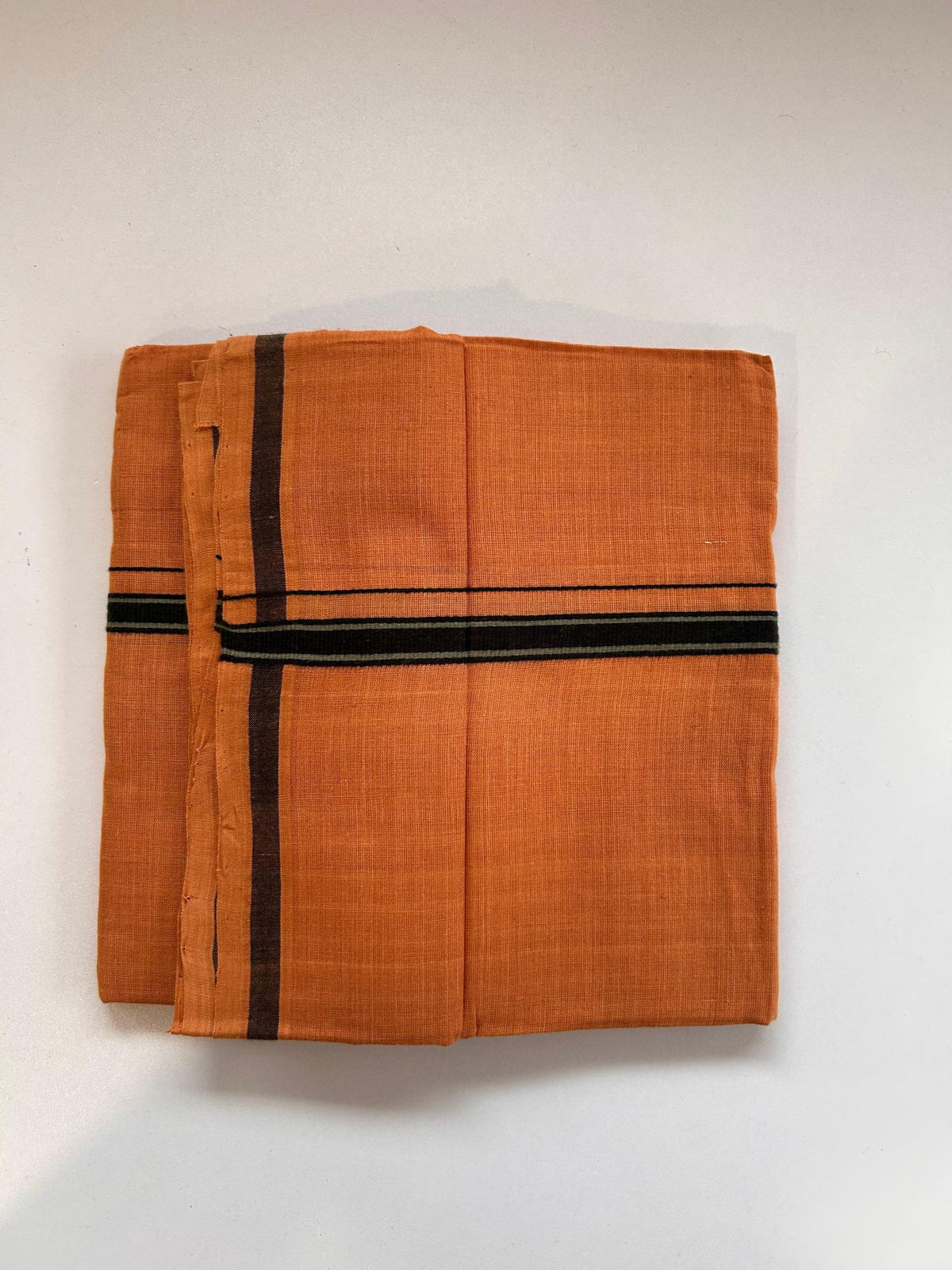 Kerala Handloom Single Kaily/Lungi - KaithariKada 100% Pure Cotton - 40s - 1.5 cm Black & Sage Green Kara With Kavi Colour Body - (2 meter / 4 muzham) - 9 KK8081 ELA