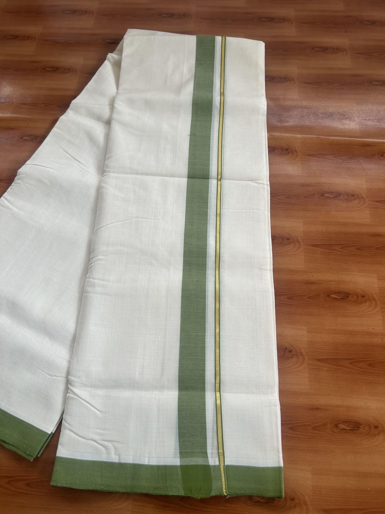 25% Discount ! KaithariKada Handloom Unakkupaav Kerala Handloom - 100% Pure Cotton Off White (Unbleached) Double Mundu/Dhoti - 100x80 - 1.25 inch Gold Kasav & Light Green Shaded Kara 3.80 mtr (8 Muzham) - 67 KK5380 SOM