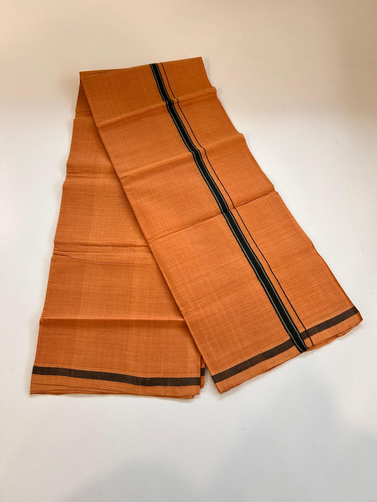 Kerala Handloom Single Kaily/Lungi - KaithariKada 100% Pure Cotton - 40s - 1.5 cm Black & Sage Green Kara With Kavi Colour Body - (2 meter / 4 muzham) - 9 KK8081 ELA