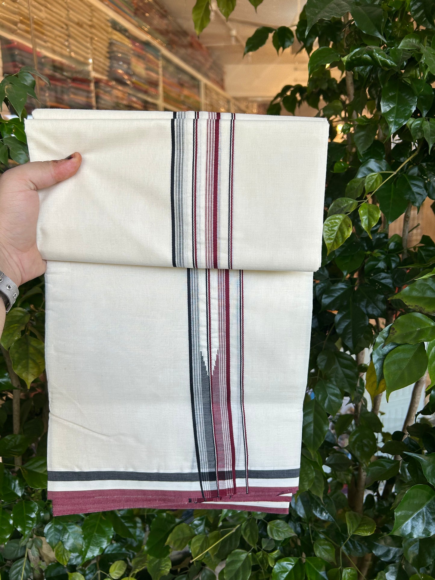 Admk Veshti- 20% Discount ! KaithariKada 100% Cotton off white Double - (Unbleached) Mundu/Dhoti - 100X100 - 1.5 inch Puliyilakkara Black White & Maroon Chutty kara - 10 KK5338 ASH