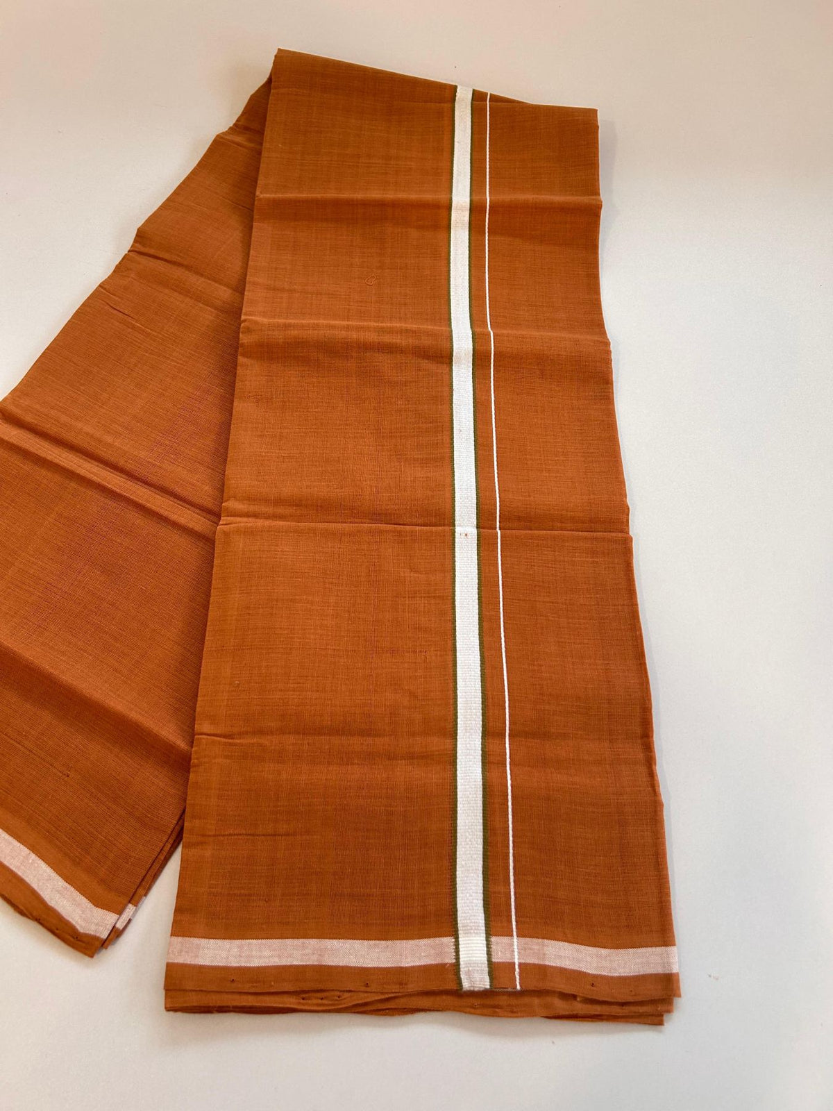 Kerala Handloom Single Kaily/Lungi - KaithariKada 100% Pure Cotton - 40s - 1 cm White & Olive Green Kara With Kavi Colour Body - (2 meter / 4 muzham) - 15 KK8081 ELA