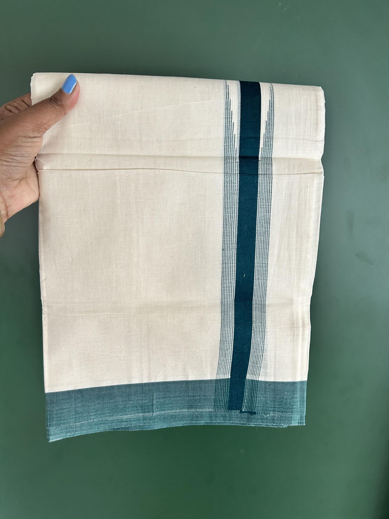 Off white Double (Unbleached) Mundu/Dhoti - 20% Discount! KaithariKada Balaramapuram 100% Cotton (100x80)s - 1.5 inch Puliyilakkara Dark Green Chutty Kara 4 mtr (8.5 Muzham) - 15 KK5451 THI