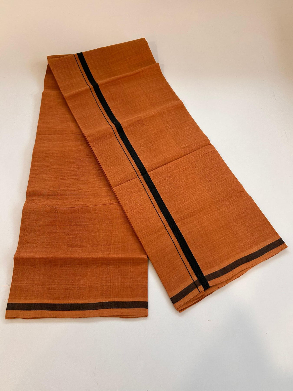 Kerala Handloom Single Kaily/Lungi - KaithariKada 100% Pure Cotton - 30s - 1 cm Black Kara With Kavi Colour Body - (2 meter / 4 muzham) - 23 KK8081 ELA
