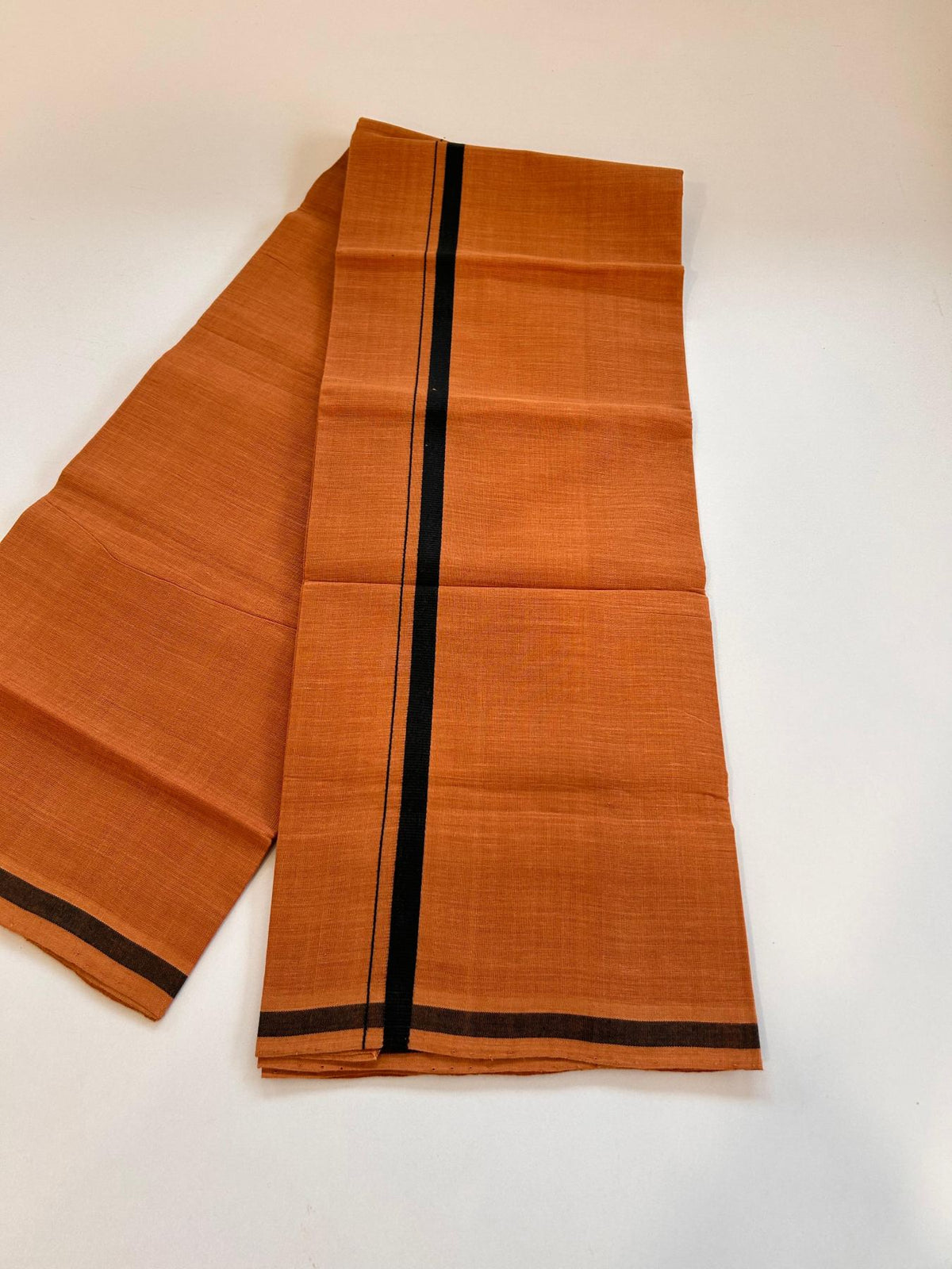 Kerala Handloom Single Kaily/Lungi - KaithariKada 100% Pure Cotton - 30s - 1 cm Black Kara With Kavi Colour Body - (2 meter / 4 muzham) - 23 KK8081 ELA