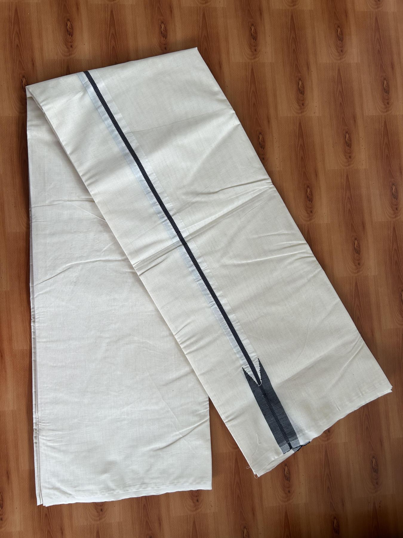Double Off white Mundu/Dhoti-20% Discount! KaithariKada Balaramapuram 100% Cotton  100x100 - 0.5 cm Puliyilakkara Black Design Chutty Kara - 4 mtr (8.5 muzham) - 43 KK5392 ASH