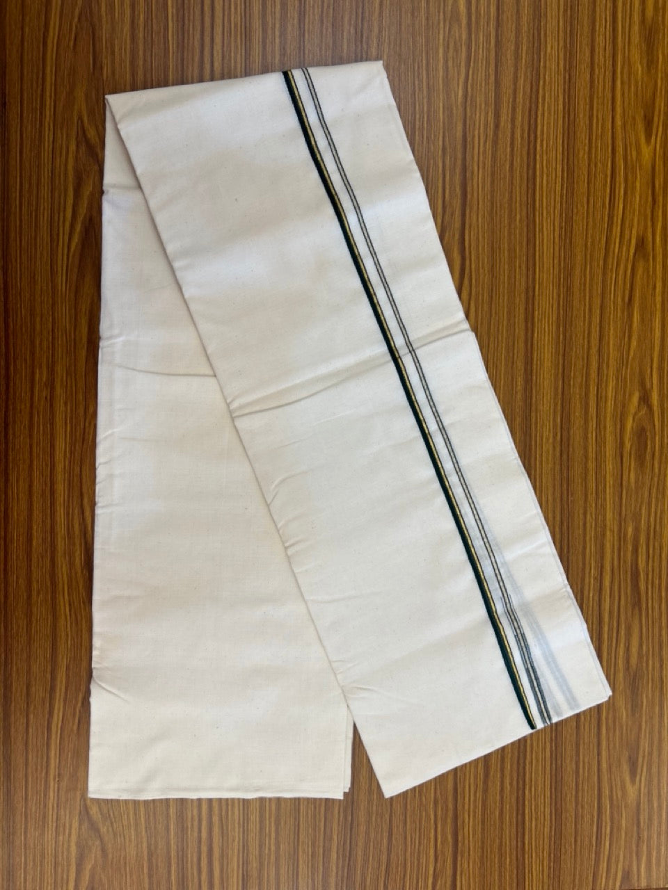 25% Discount!! Signature Kaitharikada Exclusive Single Dhoti - 100% Cotton Balaramapuram Handloom Single Mundu/Dhoti - Off White (Unbleached)- 0.75 cm Puliyilakkara Green & Kasav Chutty Kara (2 meter / 4 muzham) - 4 KK5304KAI