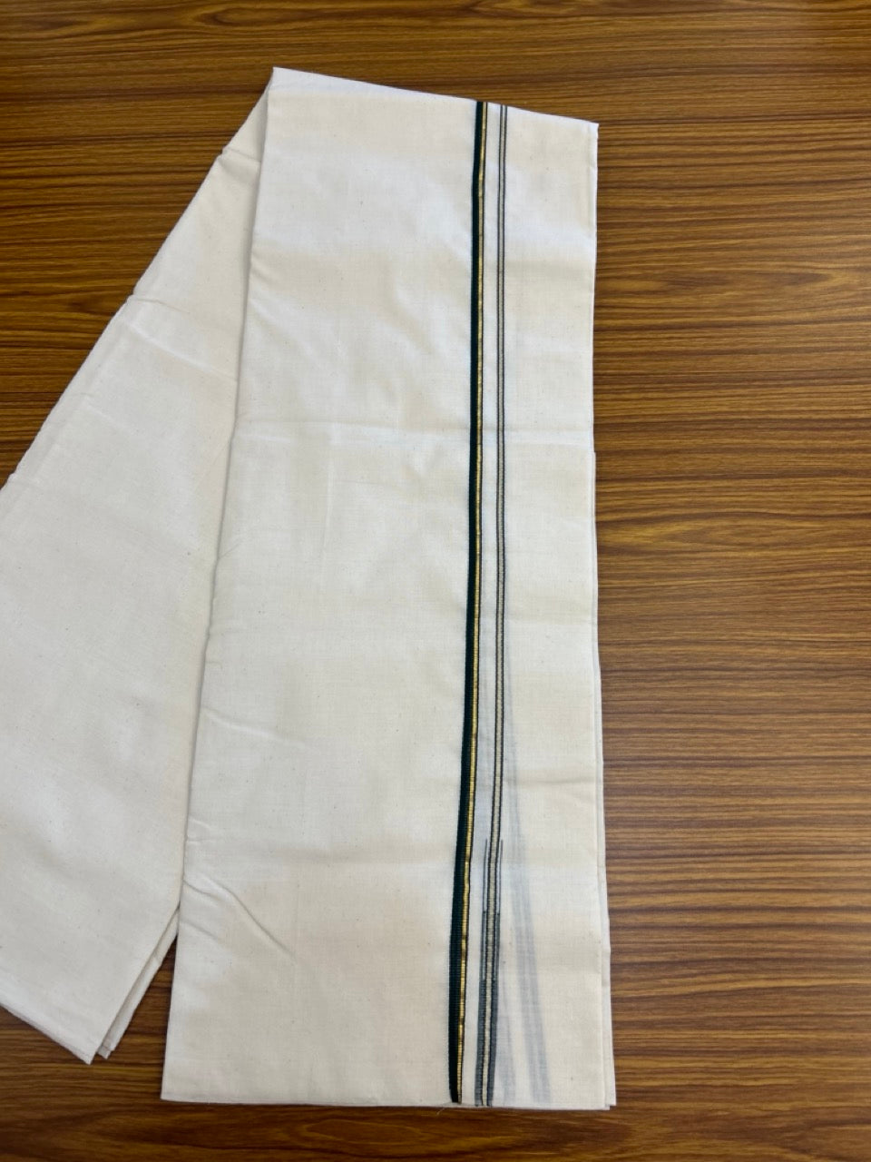 25% Discount!! Signature Kaitharikada Exclusive Single Dhoti - 100% Cotton Balaramapuram Handloom Single Mundu/Dhoti - Off White (Unbleached)- 0.75 cm Puliyilakkara Green & Kasav Chutty Kara (2 meter / 4 muzham) - 4 KK5304KAI