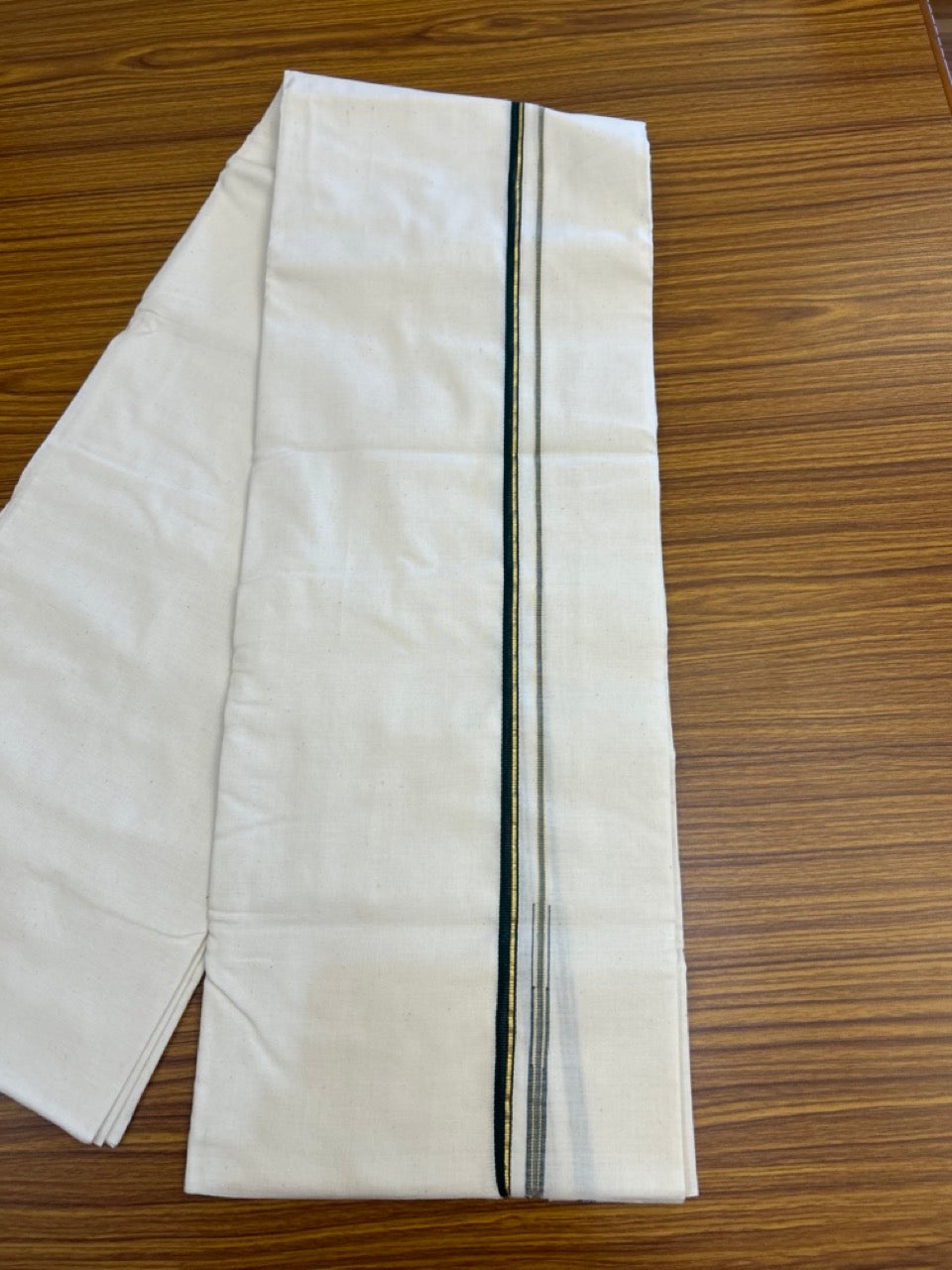 25% Discount!! Signature Kaitharikada Exclusive Single Dhoti - 100% Cotton Balaramapuram Handloom Single Mundu/Dhoti - Off White (Unbleached)- 0.75 cm Puliyilakkara Green & Kasav Chutty Kara (2 meter / 4 muzham) - 5 KK5304KAI
