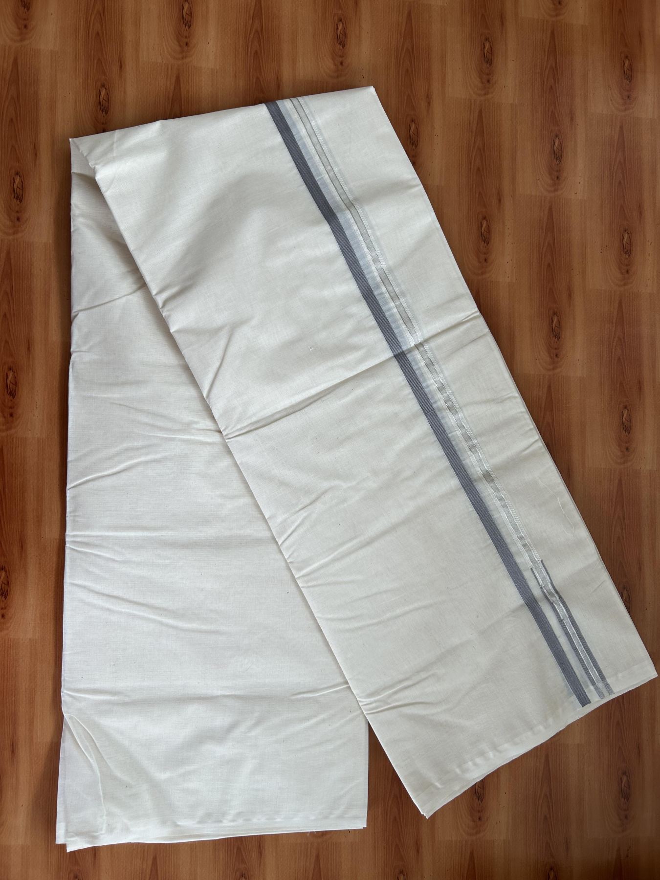Double Off White Double (Unbleached) Mundu/Dhoti- 20% Discount! KaithariKada Balaramapuram 100% Cotton -100x100 - 1 cm Puliyilakkara Silver Kasav & Grey Chutty Kara -  36 KK5392 ASH