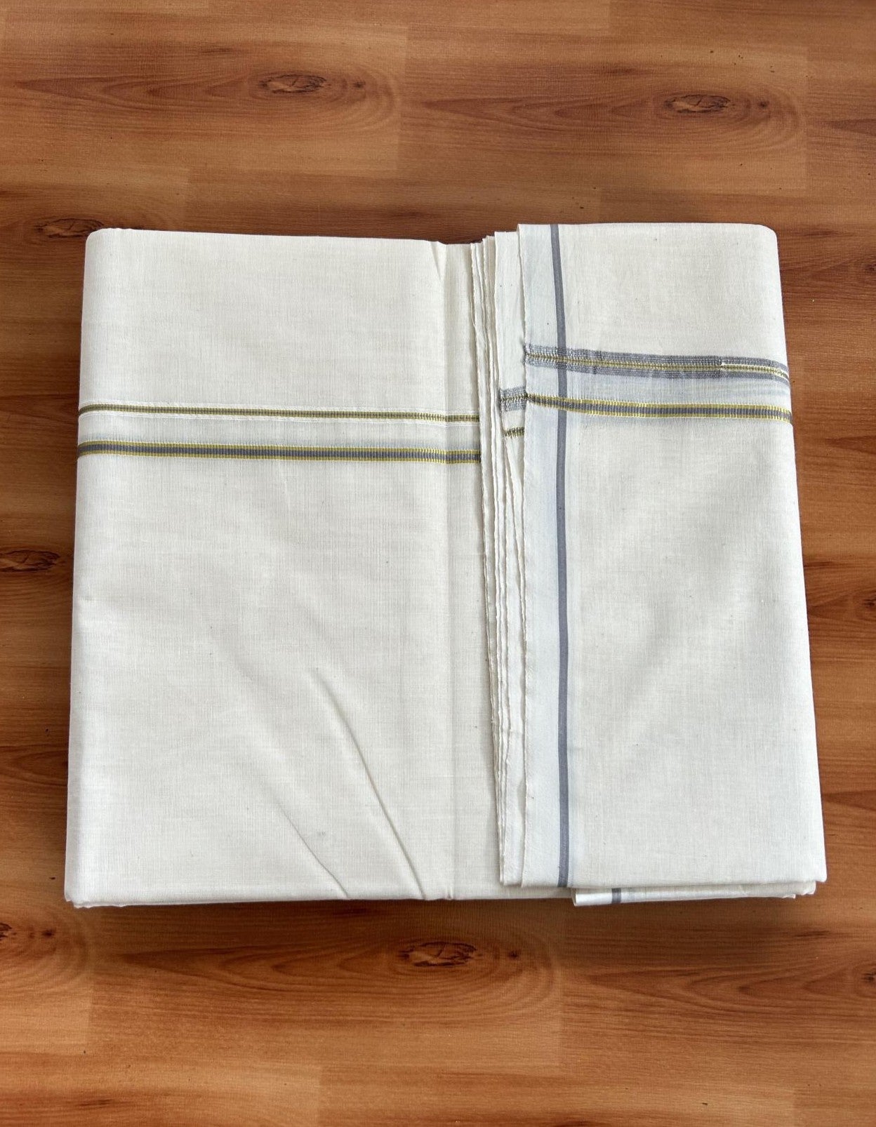 Double Off white - (Unbleached) Mundu/Dhoti- 20% Discount! KaithariKada Balaramapuram 100% Cotton - 100x100  0.2 cm Puliyilakkara Gold Kasav & Grey Chutty Kara - 4 mtr (8.5 muzham)- 41 KK5392 ASH