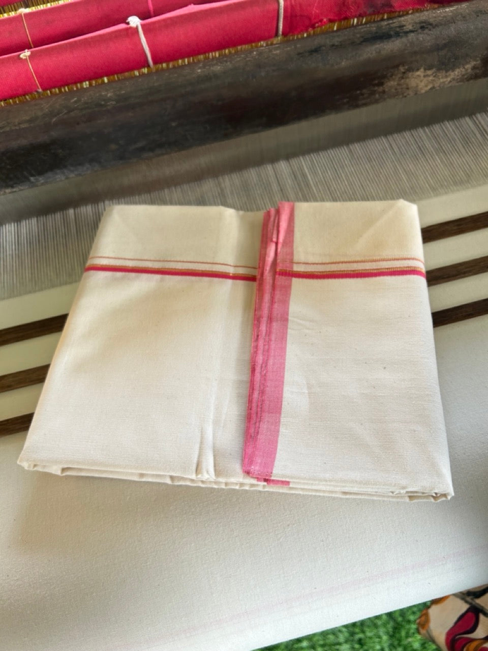 30%DISCOUNT!! SIGNATURE KAITHARIKADA EXCLUSIVE SINGLE DHOTI - 100% Cotton Balaramapuram HANDLOOM Single Mundu/Dhoti - Off White - (Unbleached) 0.5 inch Pink & Gold Kasavu Kara  (2 metre / 4 muzham)- 1KK5013KAI
