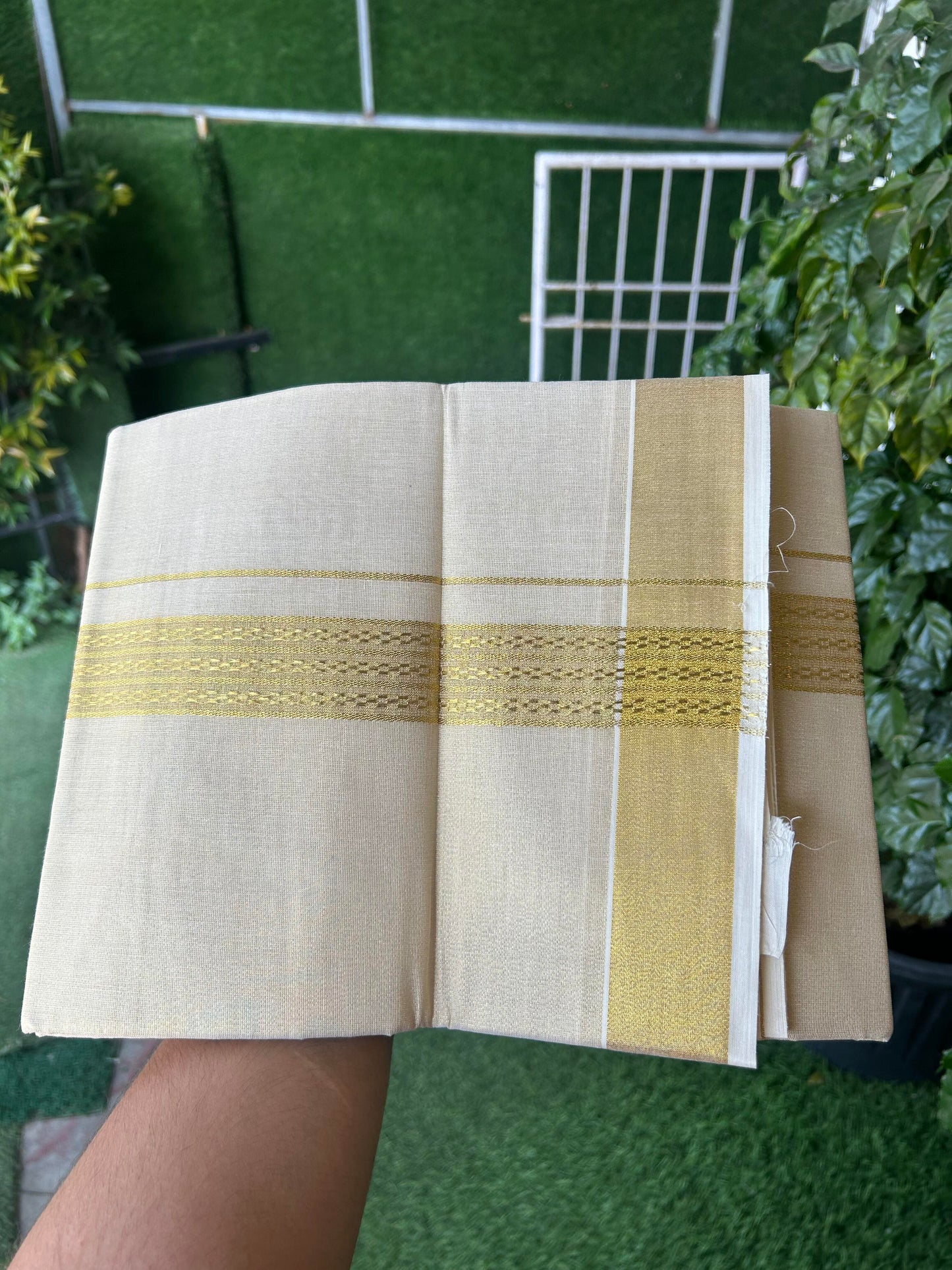 20% Discount! Kaitharikada Balaramapuram Mixed Cotton - Gold Kasav Tissue Material Double Dhoti/Mund - (60s) - 1.5 inch Gold Kasav Design kara 4 mtr (8.5 muzham) - 25 KK5362 GAN