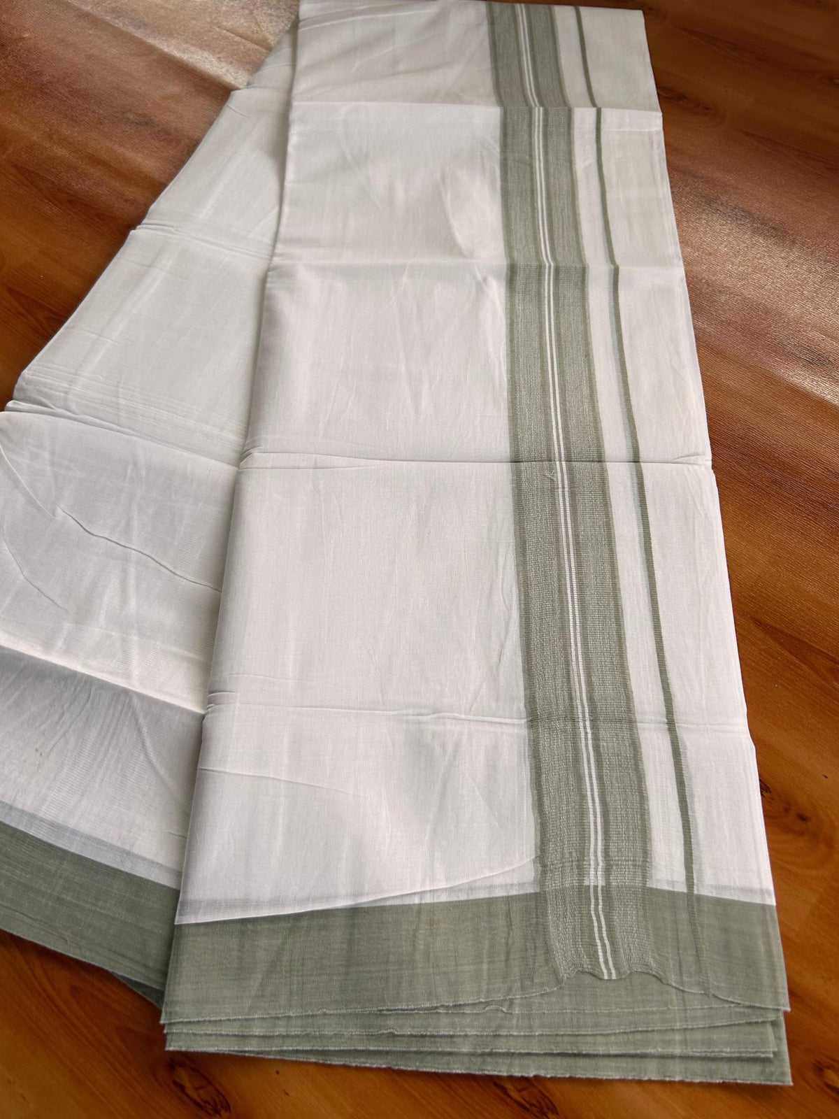 Double Pure White Mundu/Dhoti -20% Discount! KaithariKada 100% Cotton - 100x80 - 1.5 Inch Sage Green Shaded Striped Kara - 3.80 mtr (8 muzham) - 26 KK5519 PMC