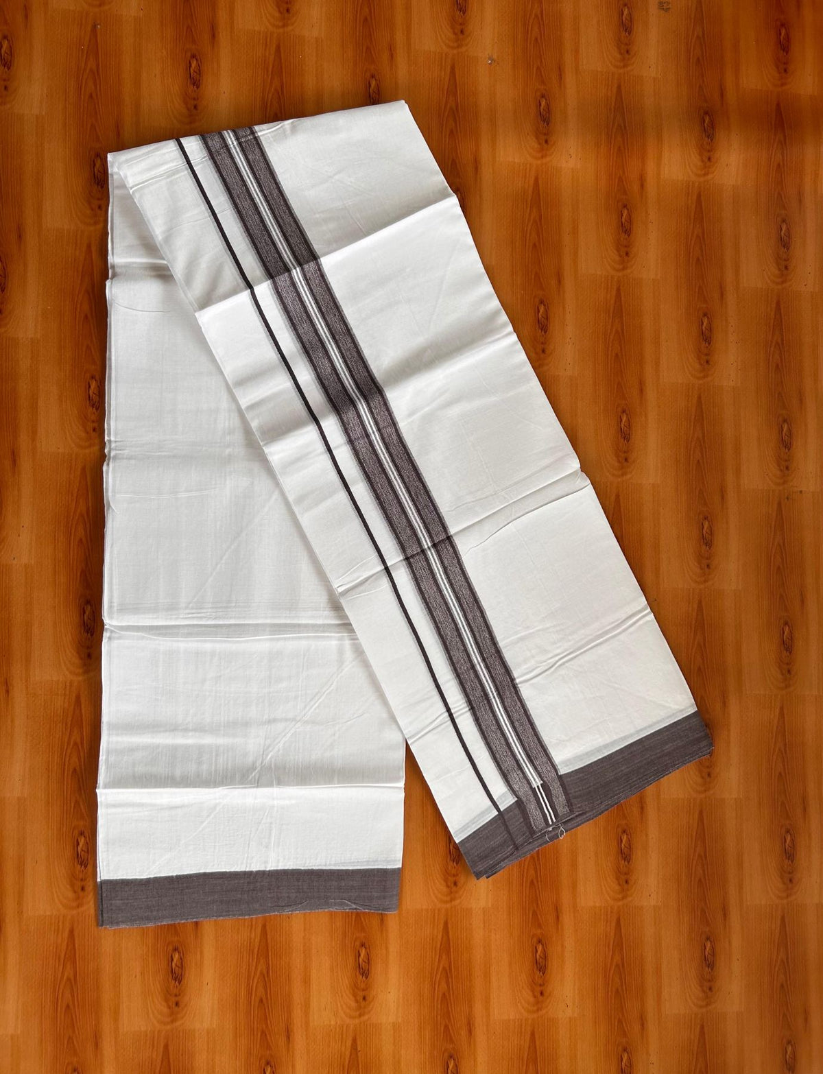 Double Pure White Mundu/Dhoti -20% Discount! KaithariKada 100% Cotton - 100x80 - 1.5 Inch Wine Brown Shaded Striped Kara - 3.80 mtr (8 muzham) - 29 KK5519 PMC
