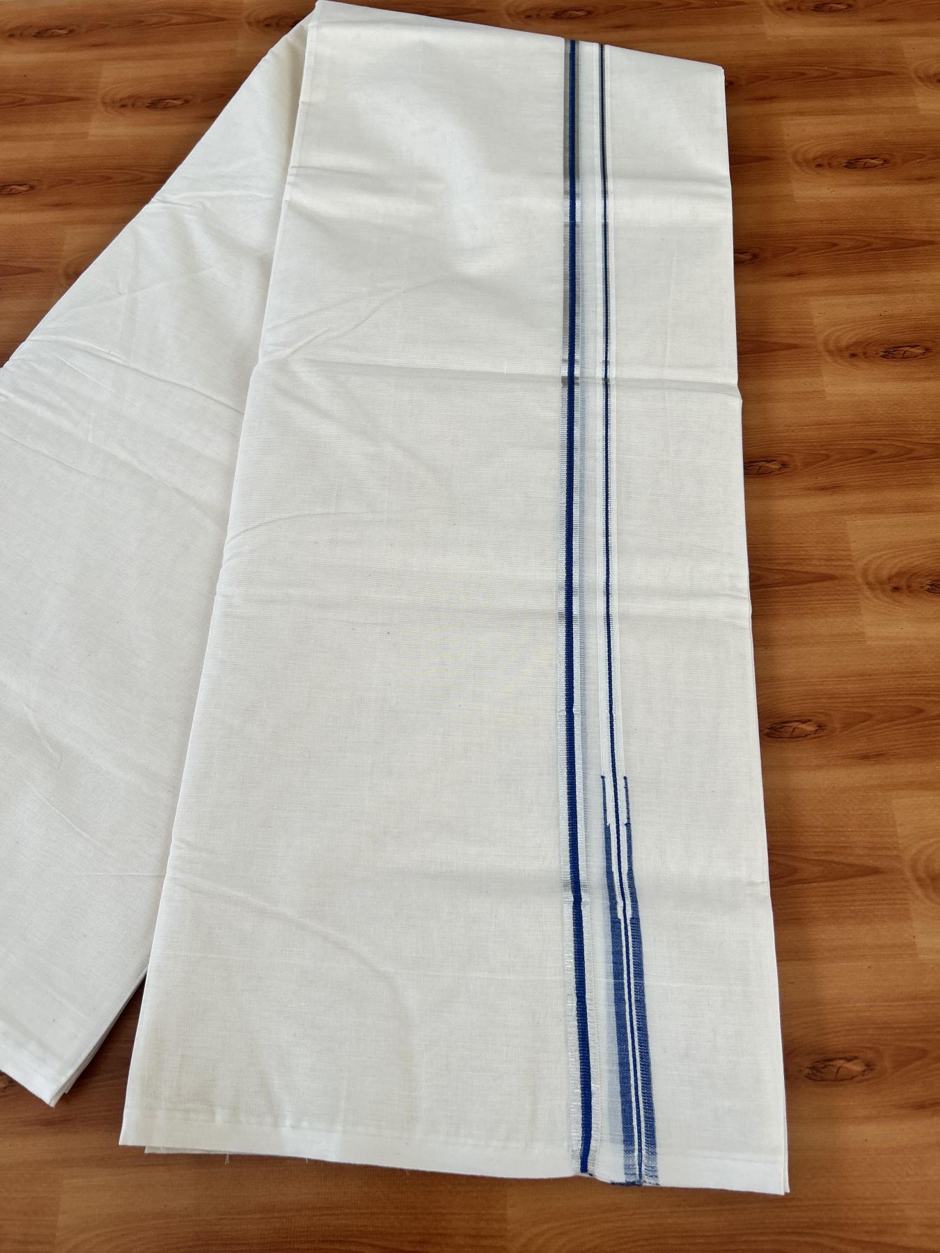 Double Off white Mundu/Dhoti - 20% Discount! KaithariKada 100% Cotton - 100x100 - 1 cm Puliyilakkara Silver Kasav & Blue Chutty Kara 4 mtr (8.5 muzham) - 1 KK5453 ASH