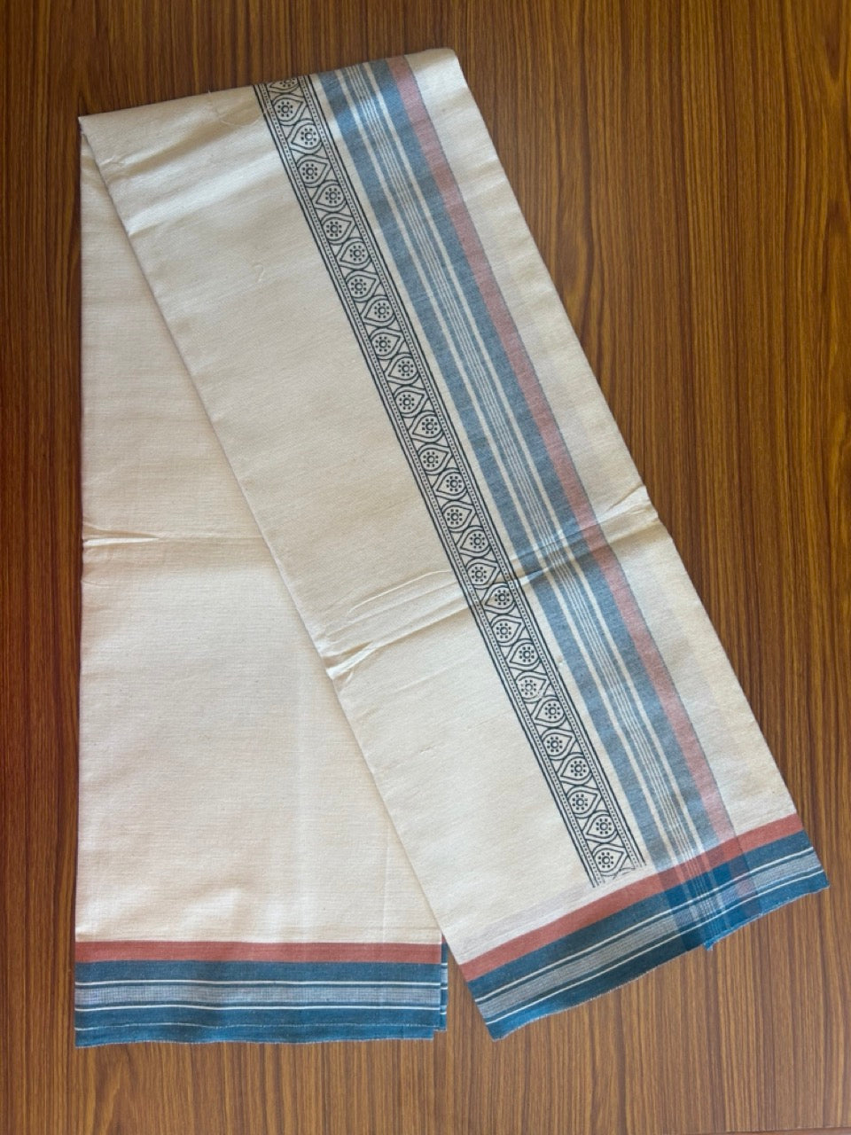 12% Discount !! Kaitharikada Pure Cotton Single OFF WHITE - (Unbleached) Kaily / Lungi - 3.75 inch  Peacock green & Brownish Orange Striped Dark green Printed kara Kuppadam Border with OFF WHITE colour body (2 meter / 4 muzham)- 4KK8010AS