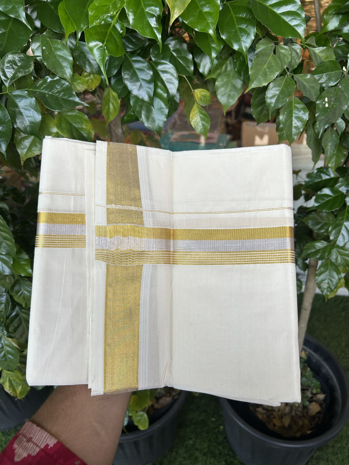 20% Discount ! KaithariKada Balaramapuram - 100% Pure Cotton Off White - (Unbleached) Double Mundu/Dhoti - 100X80 - 1.5 inch Gold Kasav & Silver Kasav Striped Kara 4 mtr (8.5 muzham) - 25 KK5340 VIN