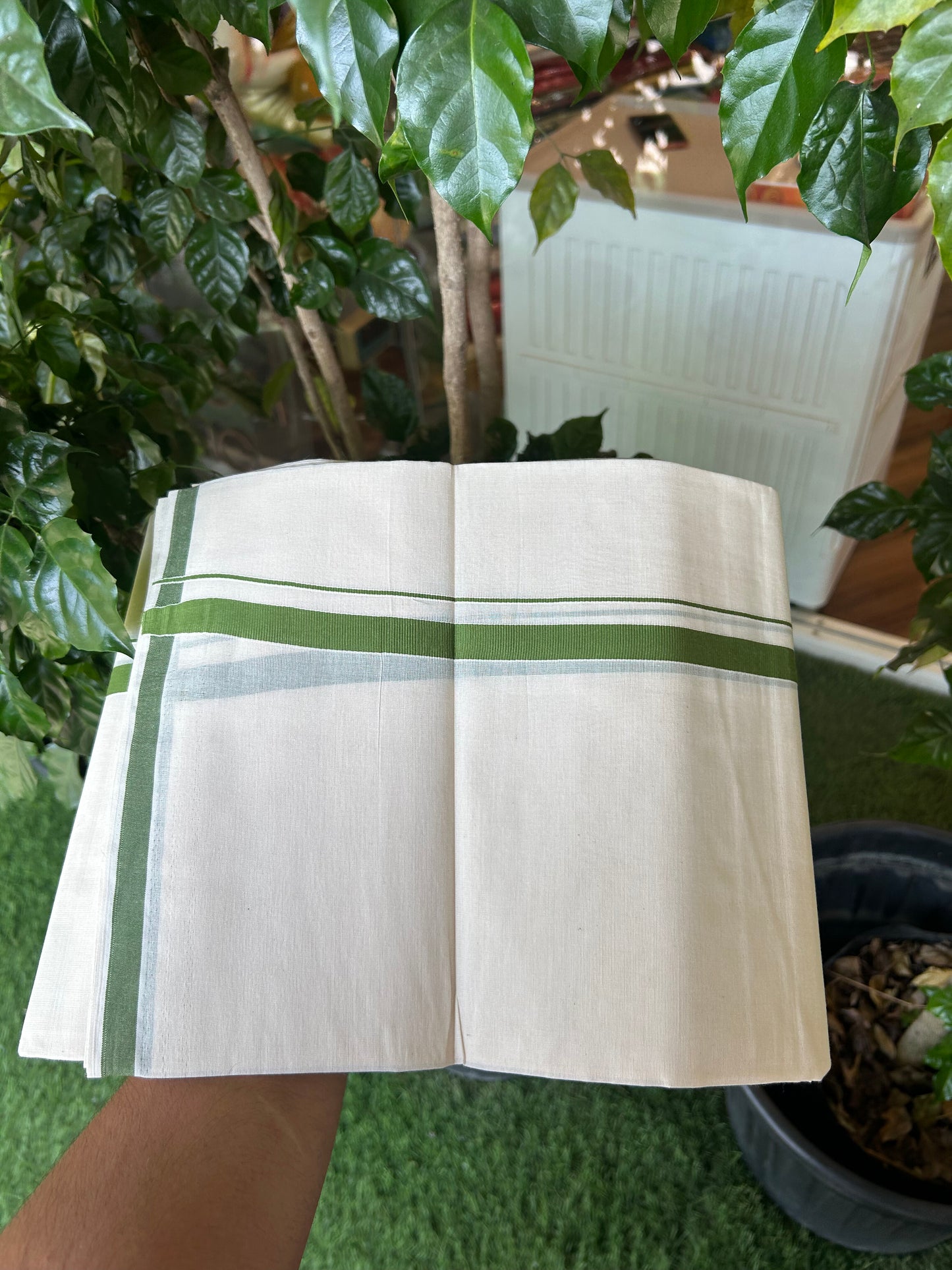20% Discount! KaithariKada Balaramapuram 100% Cotton Double Off white - (Unbleached) - Mundu/Dhoti  (80s) - 1.5 cm Parrot Green Kara 4 mtr (8.5 muzham) - 44 KK5362 GAN