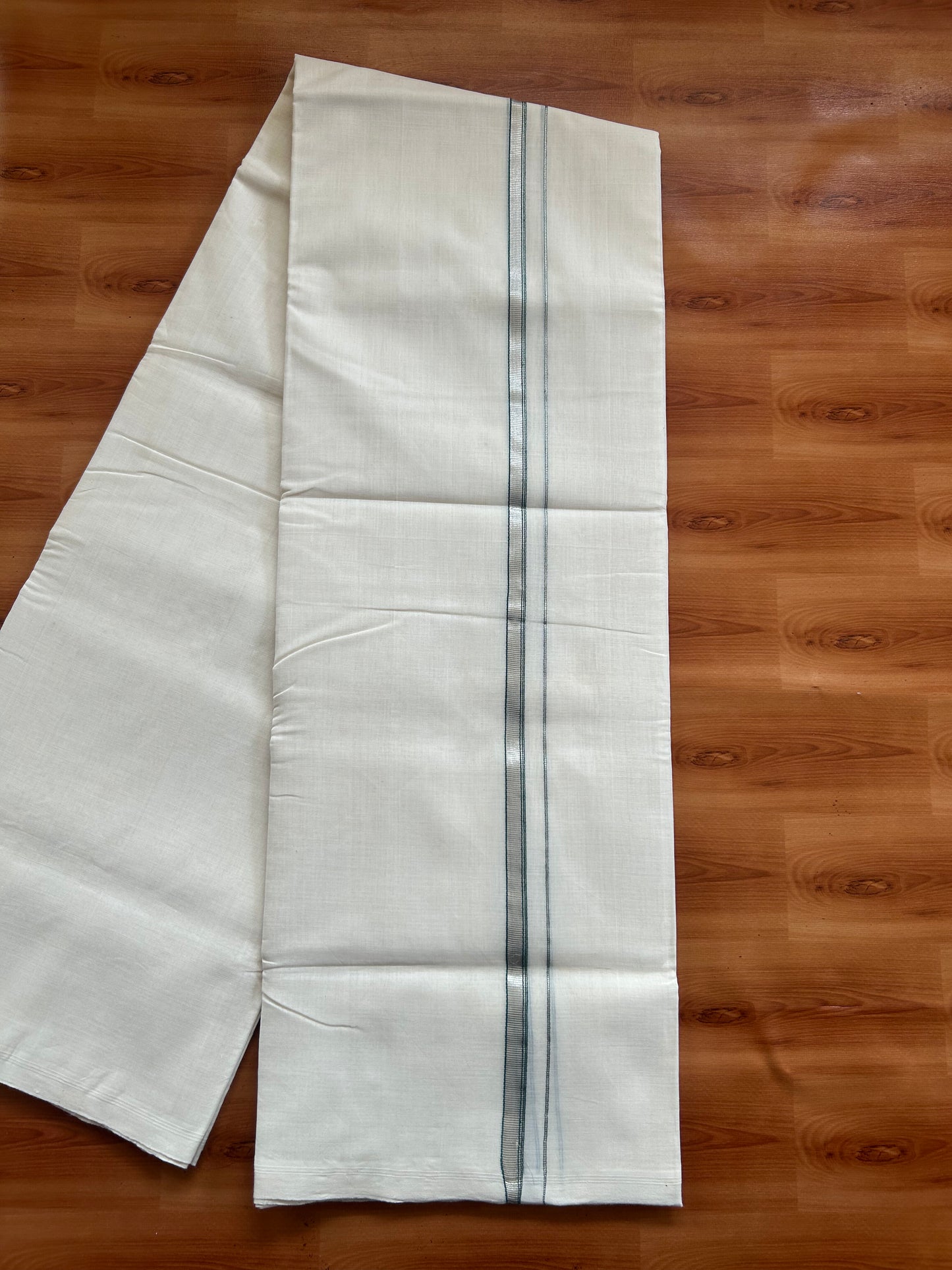 25% Discount ! KaithariKada Handloom Unakkupaav - Kerala Handloom - 100% Pure Cotton Off White (Unbleached) Double Mundu/Dothi - 100x80 - 0.25 inch Silver Kasav & Green Striped Kara 4 Meters (8.5 Muzham) - 11 KK5380 SOM